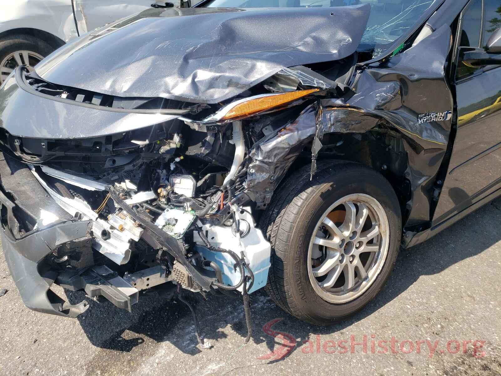 JTDKARFP1J3072159 2018 TOYOTA PRIUS