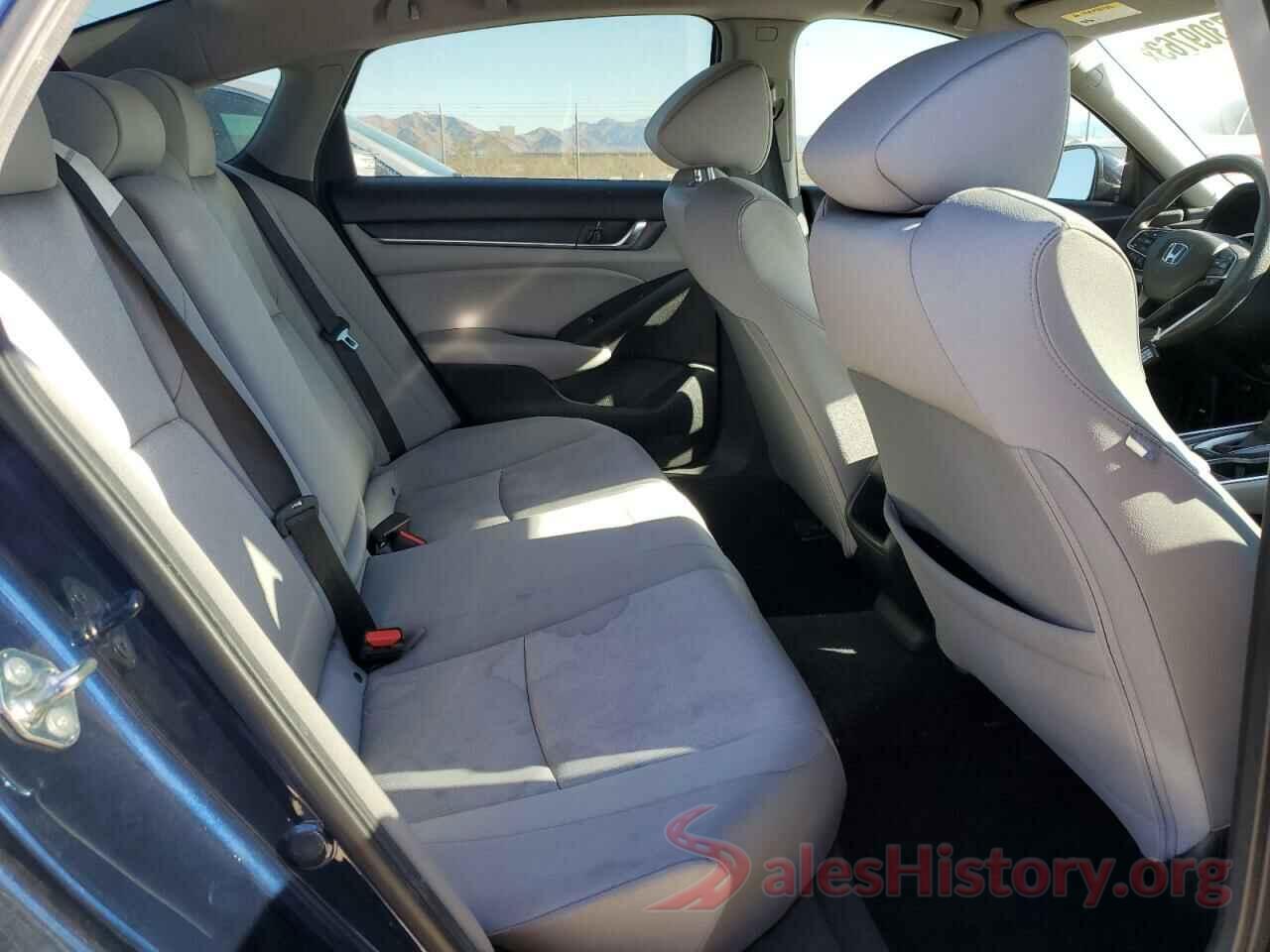 1HGCV1F11JA123033 2018 HONDA ACCORD