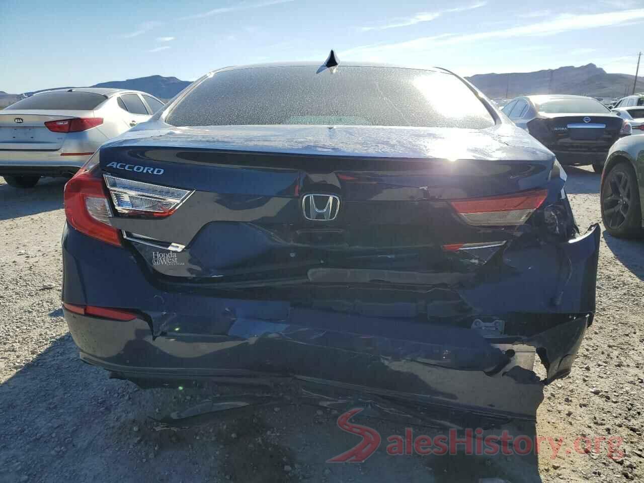 1HGCV1F11JA123033 2018 HONDA ACCORD