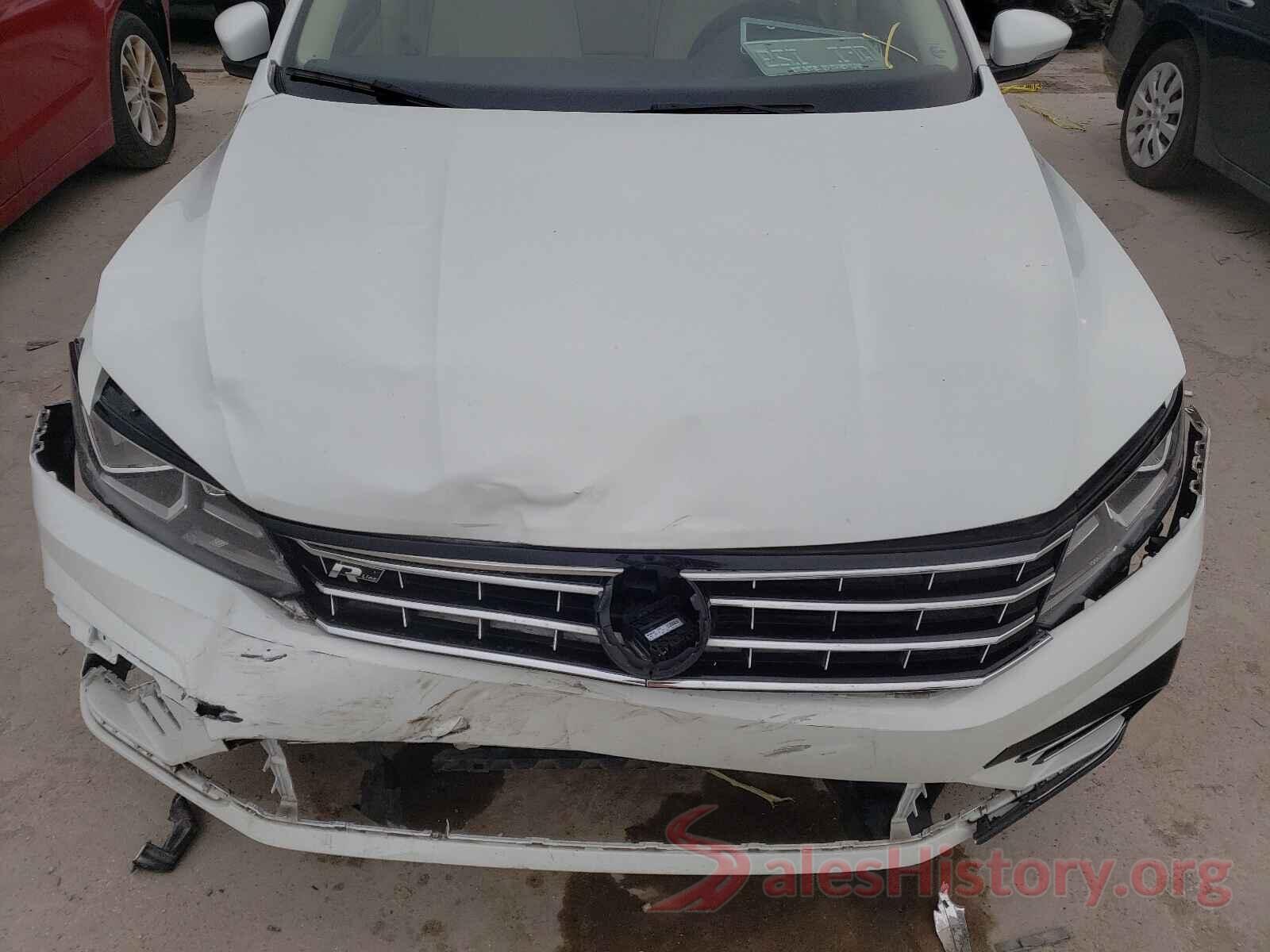 1VWAA7A3XJC018375 2018 VOLKSWAGEN PASSAT