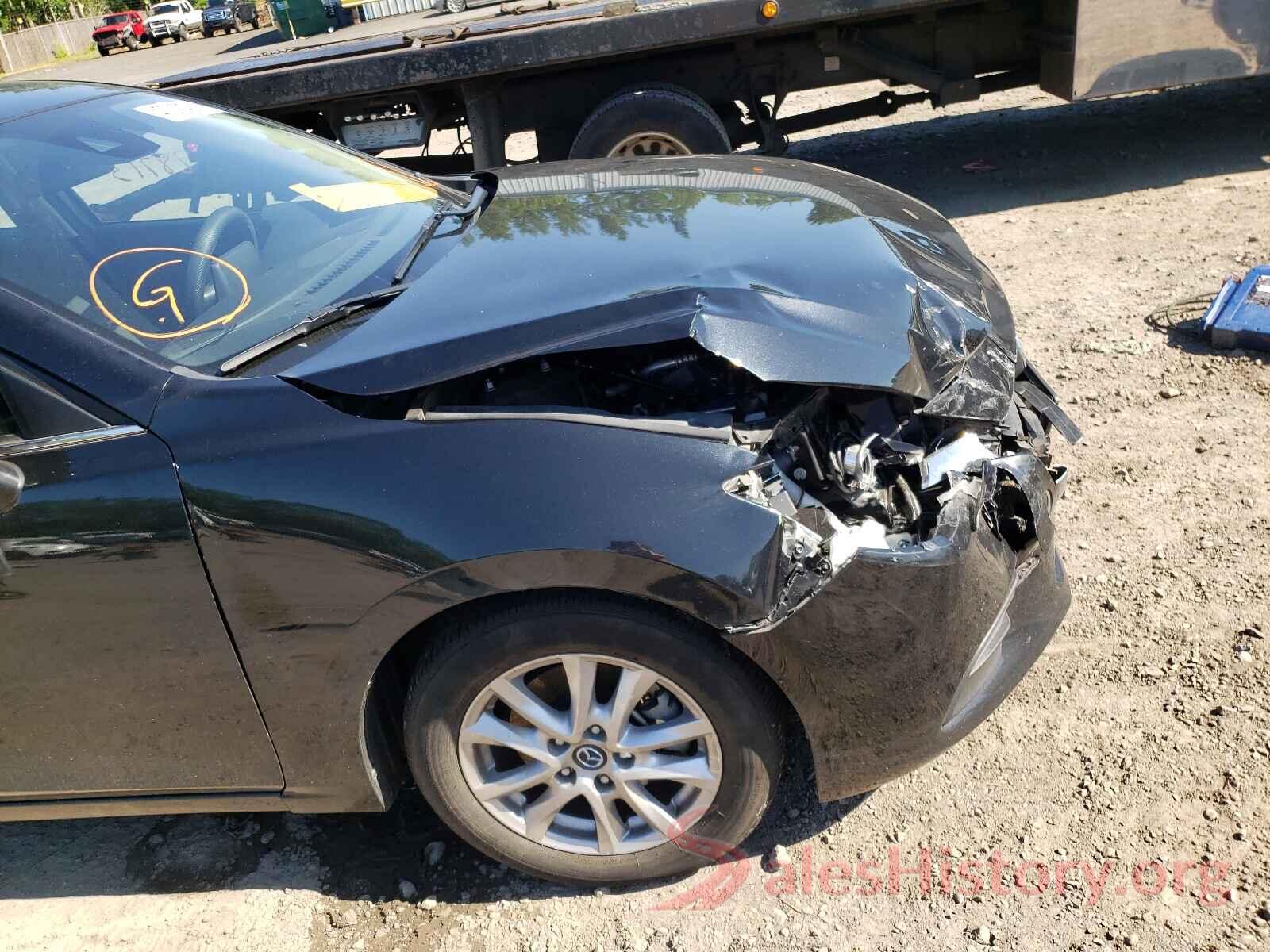 3MZBN1U78JM182663 2018 MAZDA 3