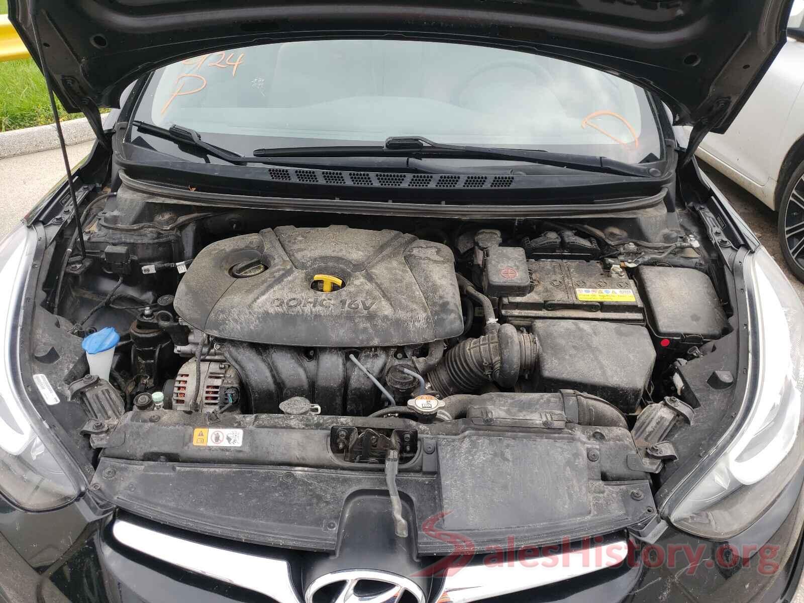 5NPDH4AE3GH761565 2016 HYUNDAI ELANTRA