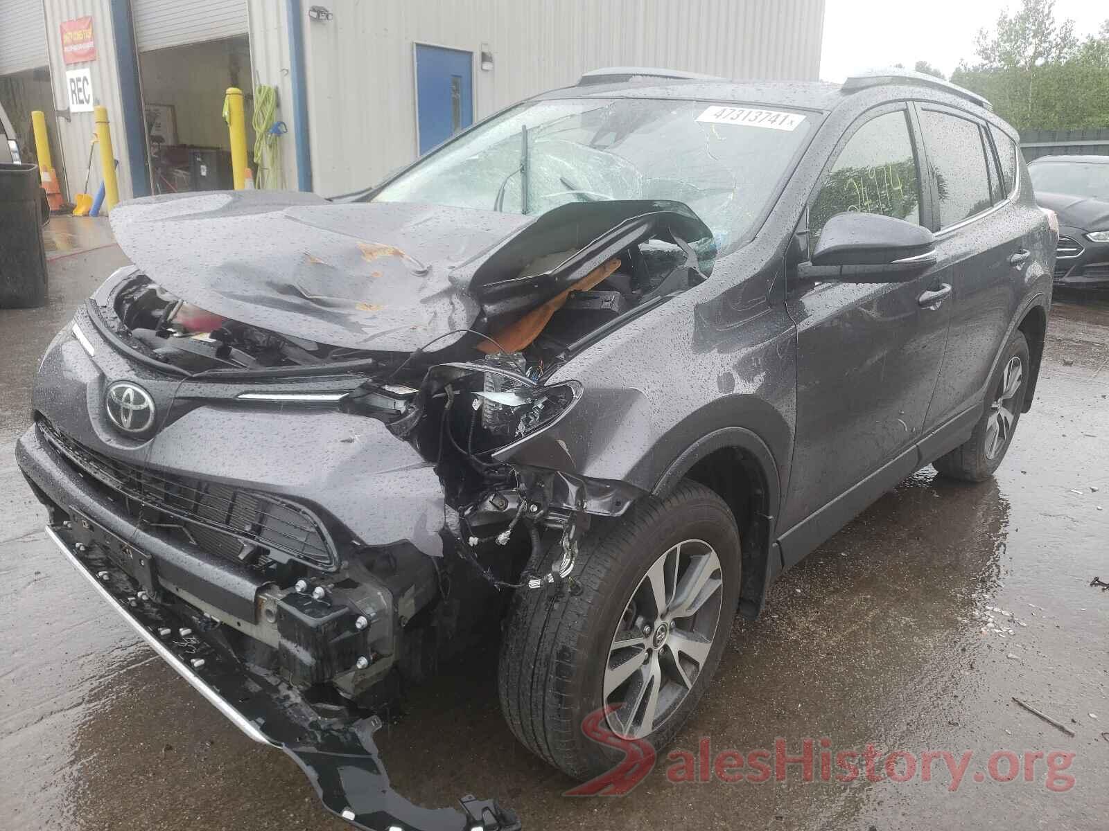 JTMRFREV5JJ721988 2018 TOYOTA RAV4