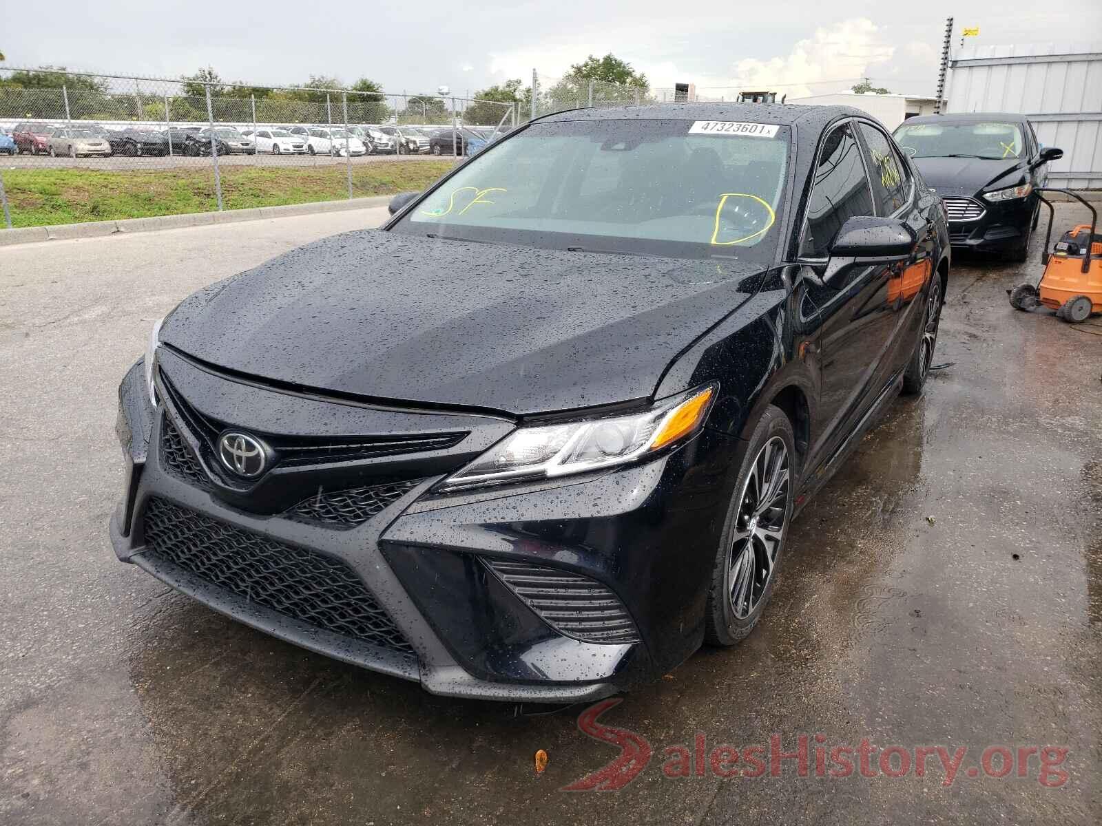 4T1B11HKXJU651028 2018 TOYOTA CAMRY