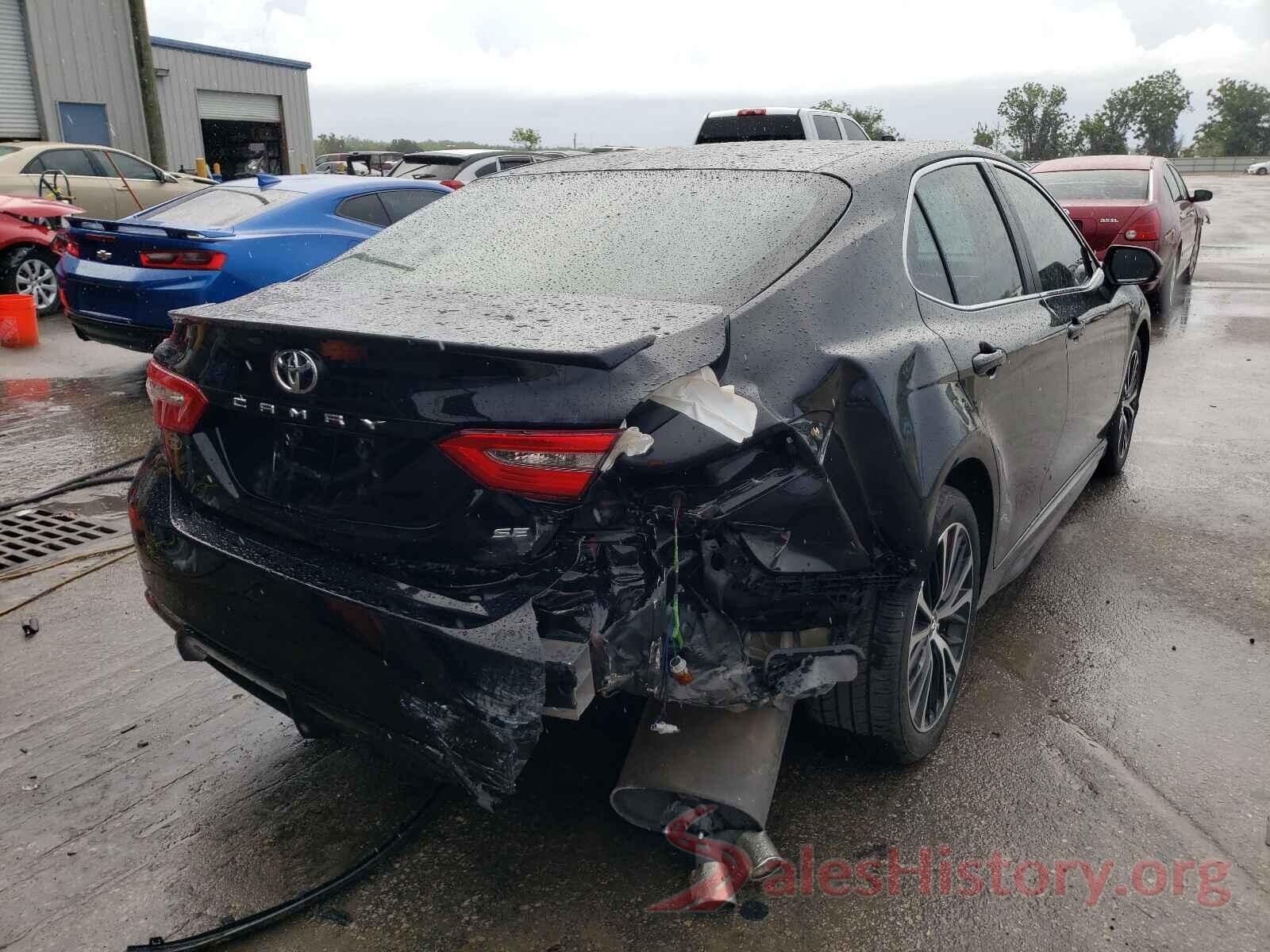 4T1B11HKXJU651028 2018 TOYOTA CAMRY