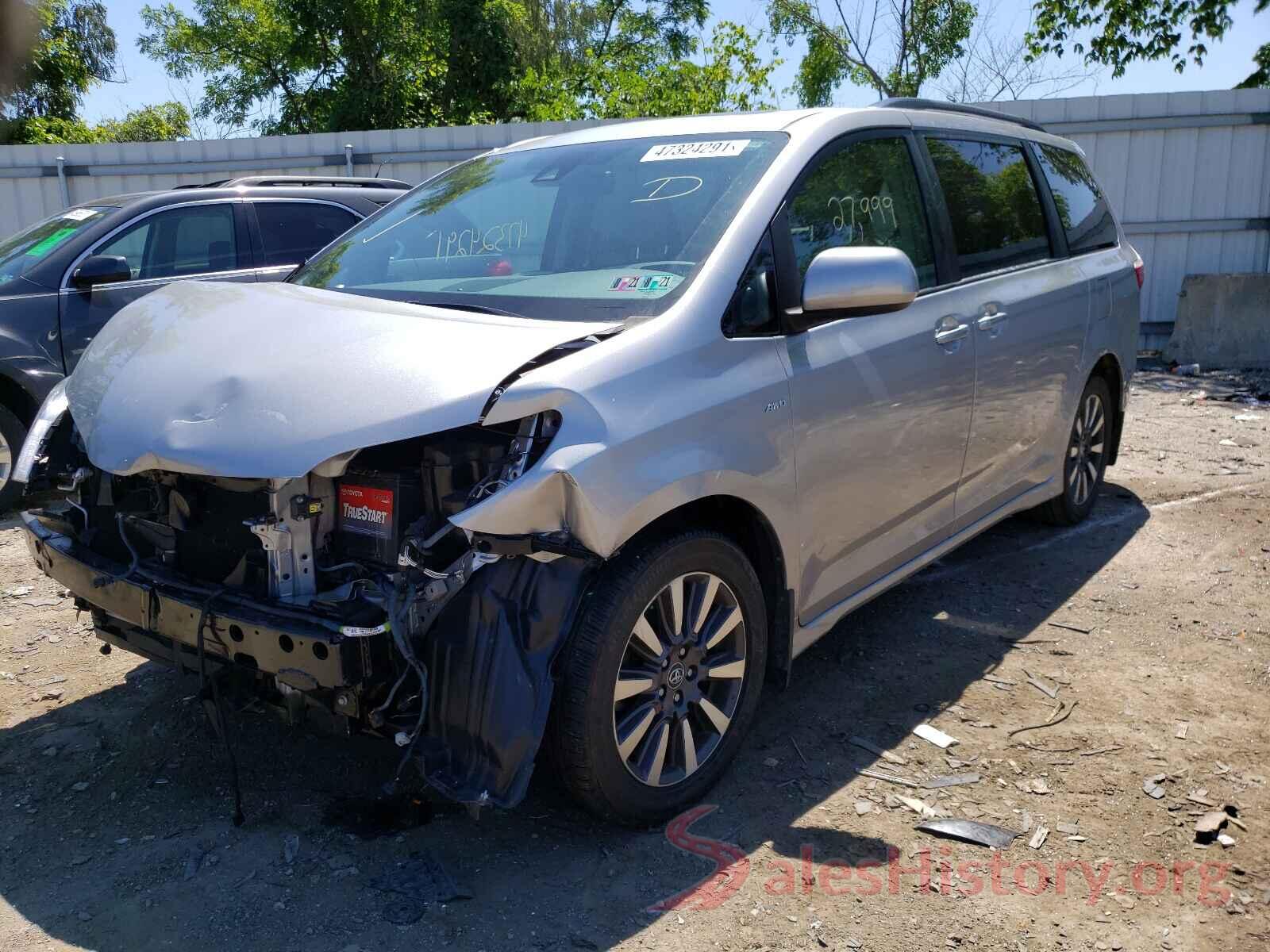 5TDDZ3DC2JS202043 2018 TOYOTA SIENNA