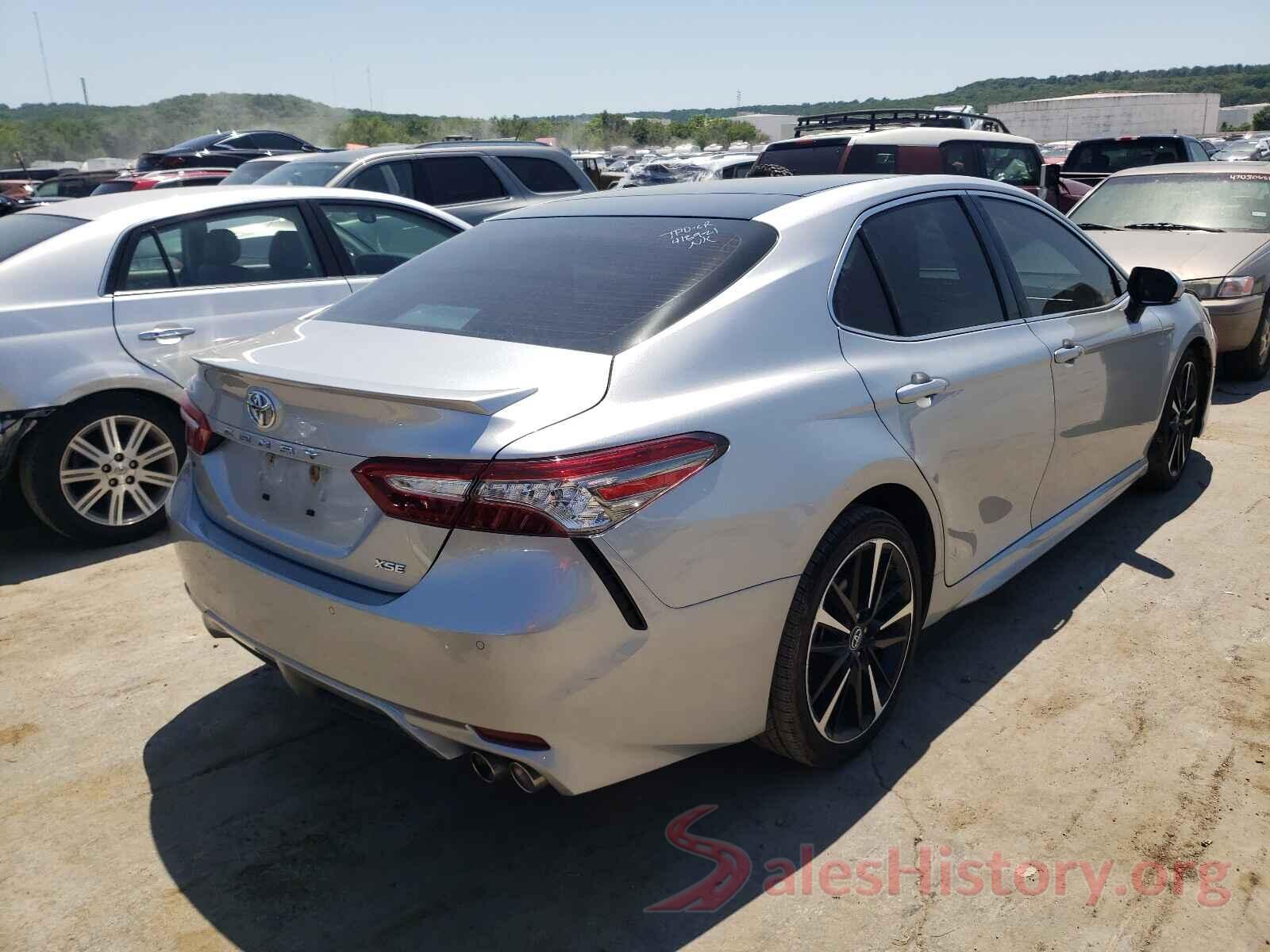 4T1B61HK5JU089251 2018 TOYOTA CAMRY