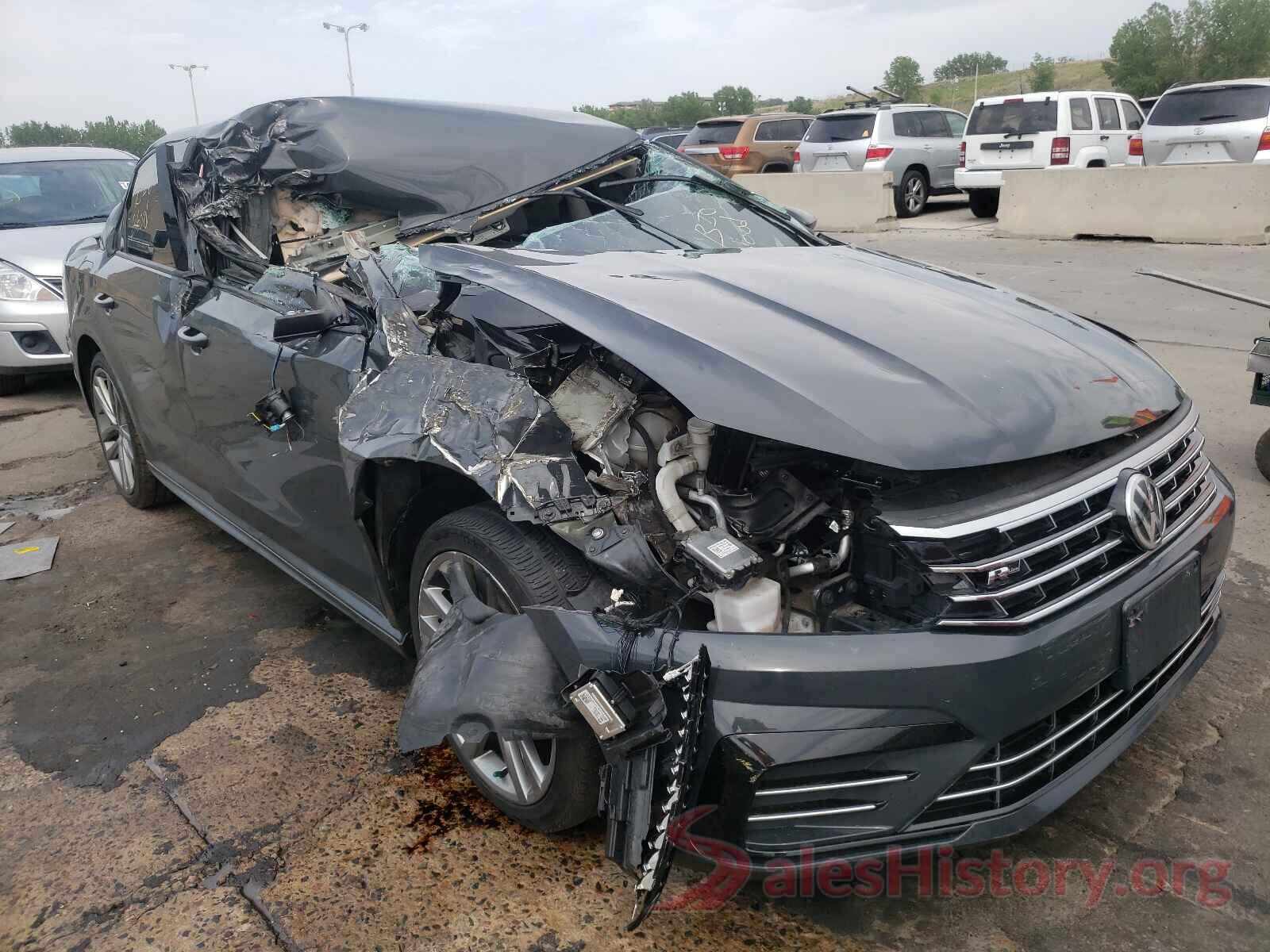 1VWAA7A32JC030004 2018 VOLKSWAGEN PASSAT