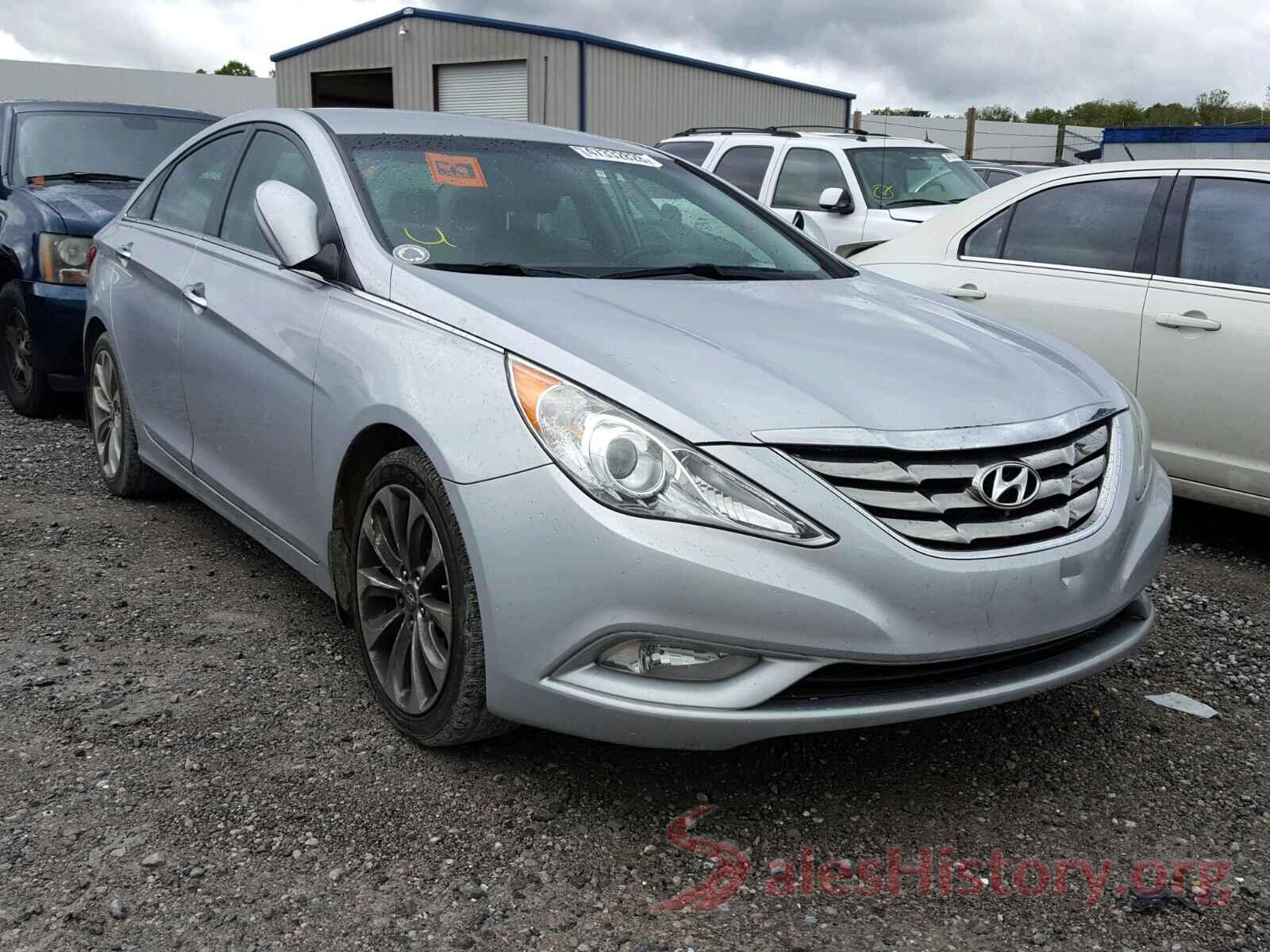 5NPEC4AC2BH055780 2011 HYUNDAI SONATA