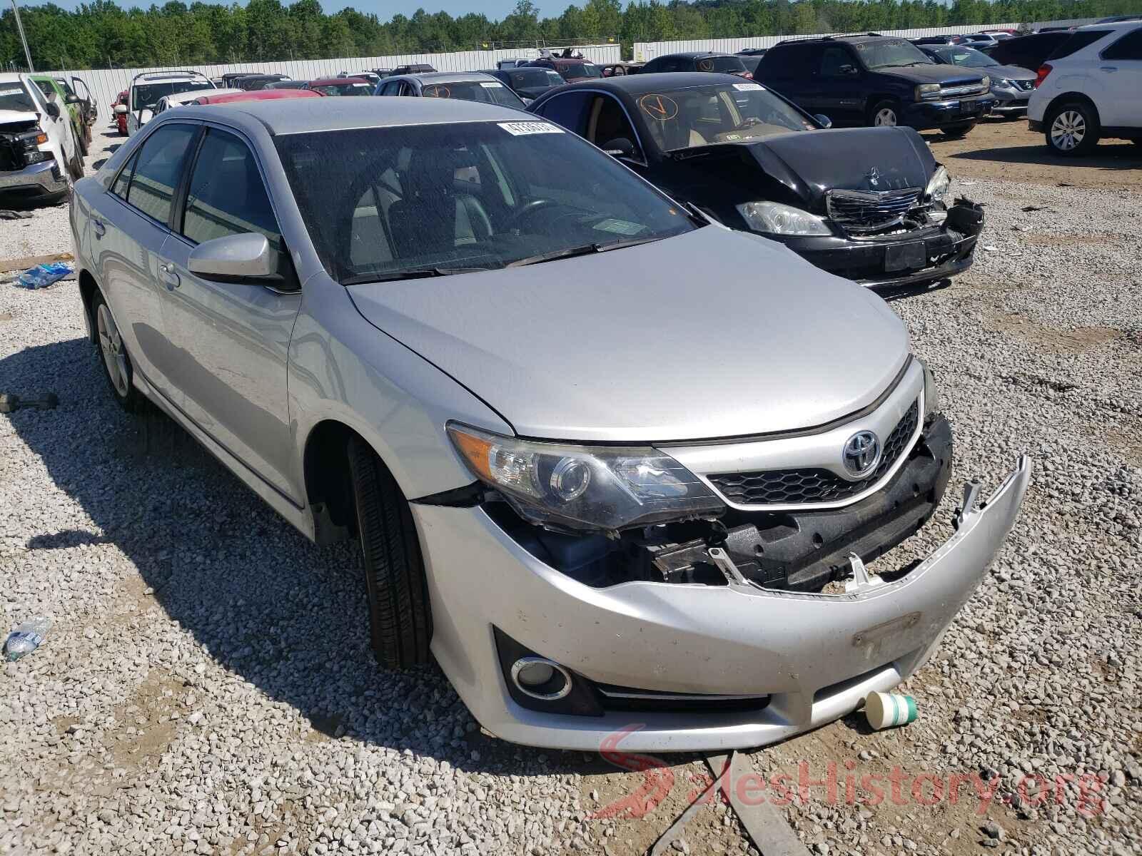 4T1BF1FK3EU377990 2014 TOYOTA CAMRY