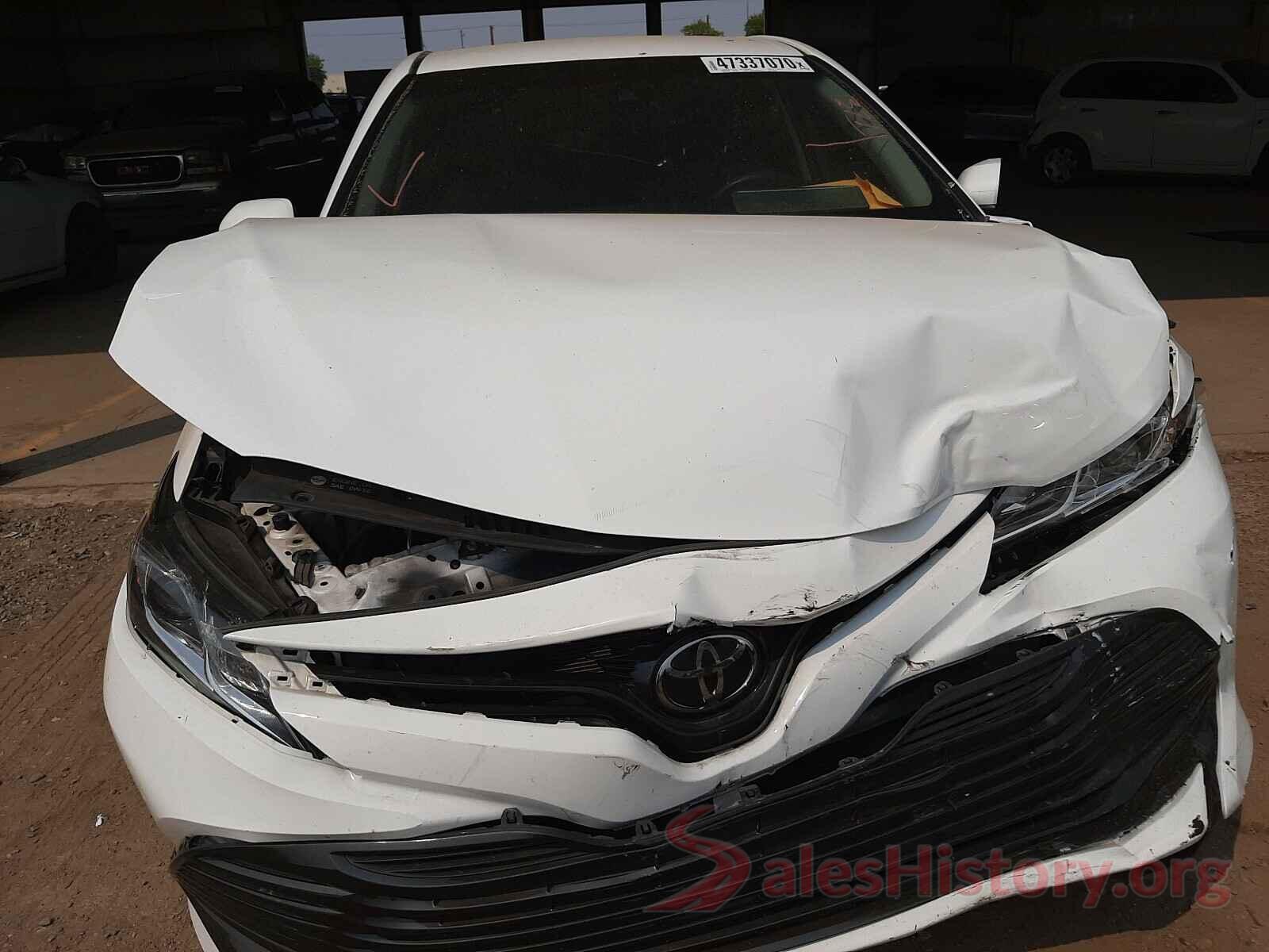 4T1B11HK8JU012307 2018 TOYOTA CAMRY