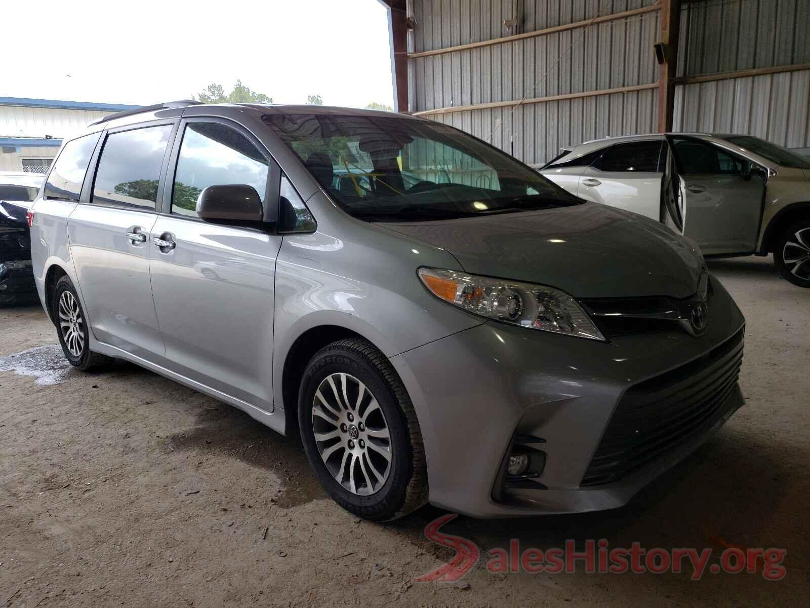 5TDYZ3DC0JS905741 2018 TOYOTA SIENNA