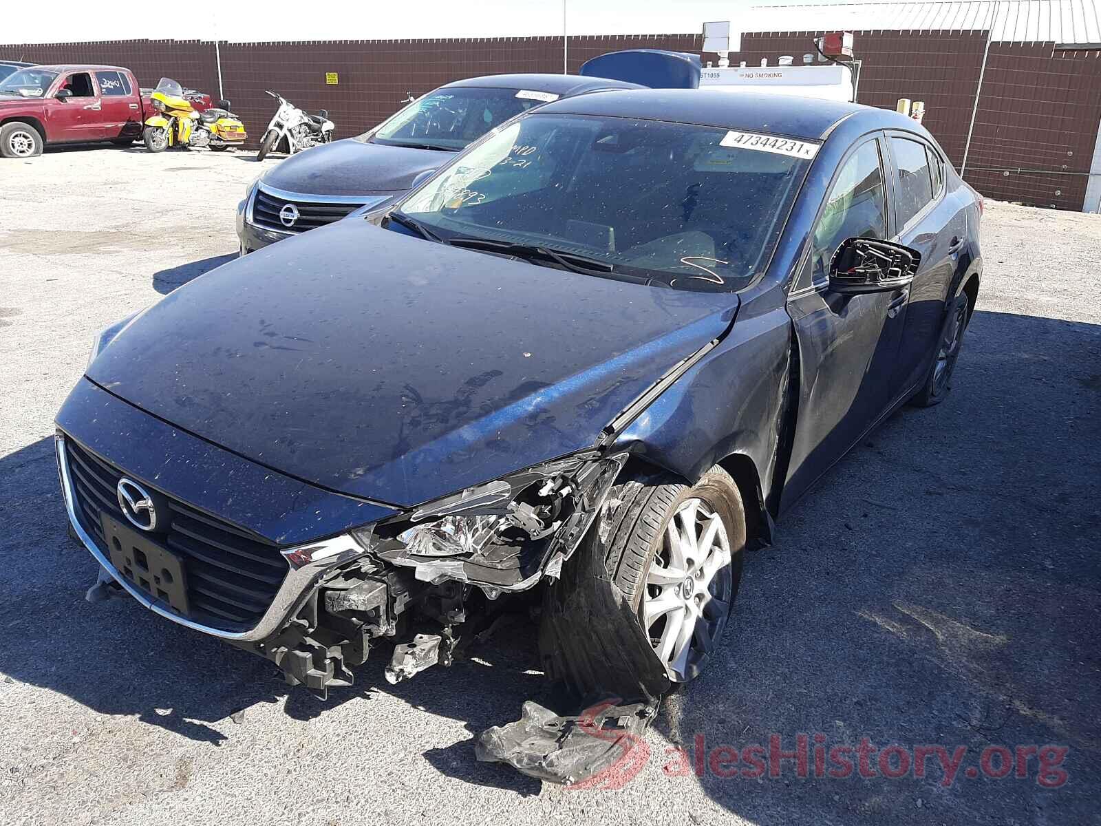 3MZBN1U75JM265998 2018 MAZDA 3