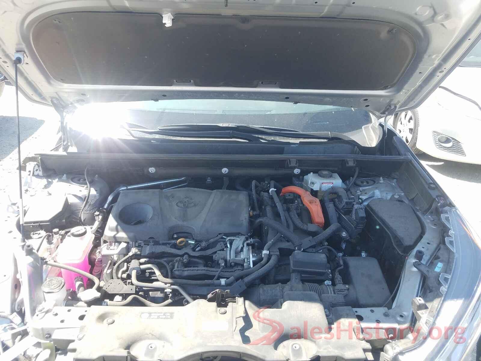 2T3EWRFV6KW035684 2019 TOYOTA RAV4