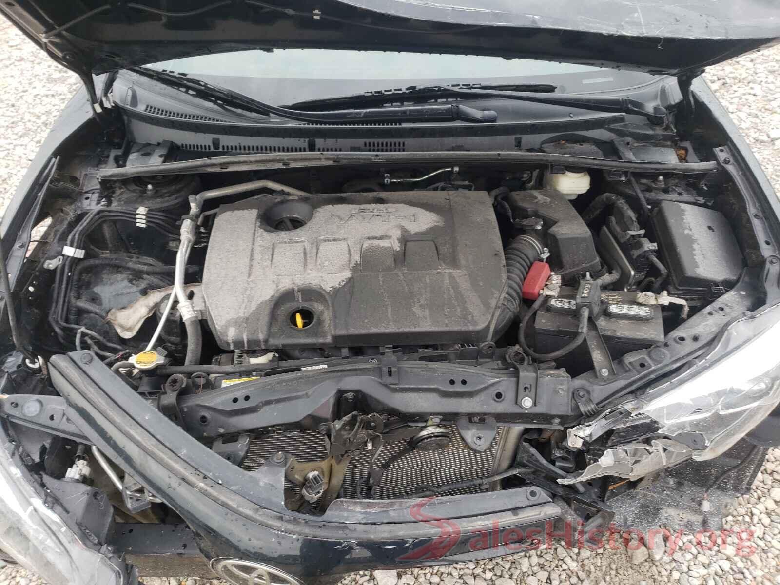 5YFBURHE8HP583811 2017 TOYOTA COROLLA