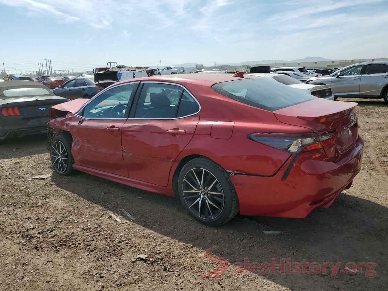 4T1G11AK1MU443432 2021 TOYOTA CAMRY