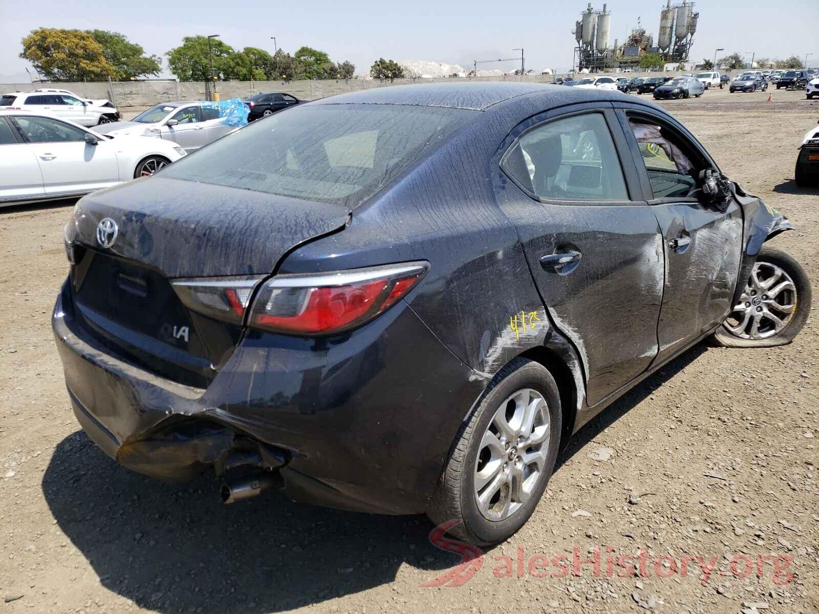 3MYDLBYVXHY172205 2017 TOYOTA YARIS