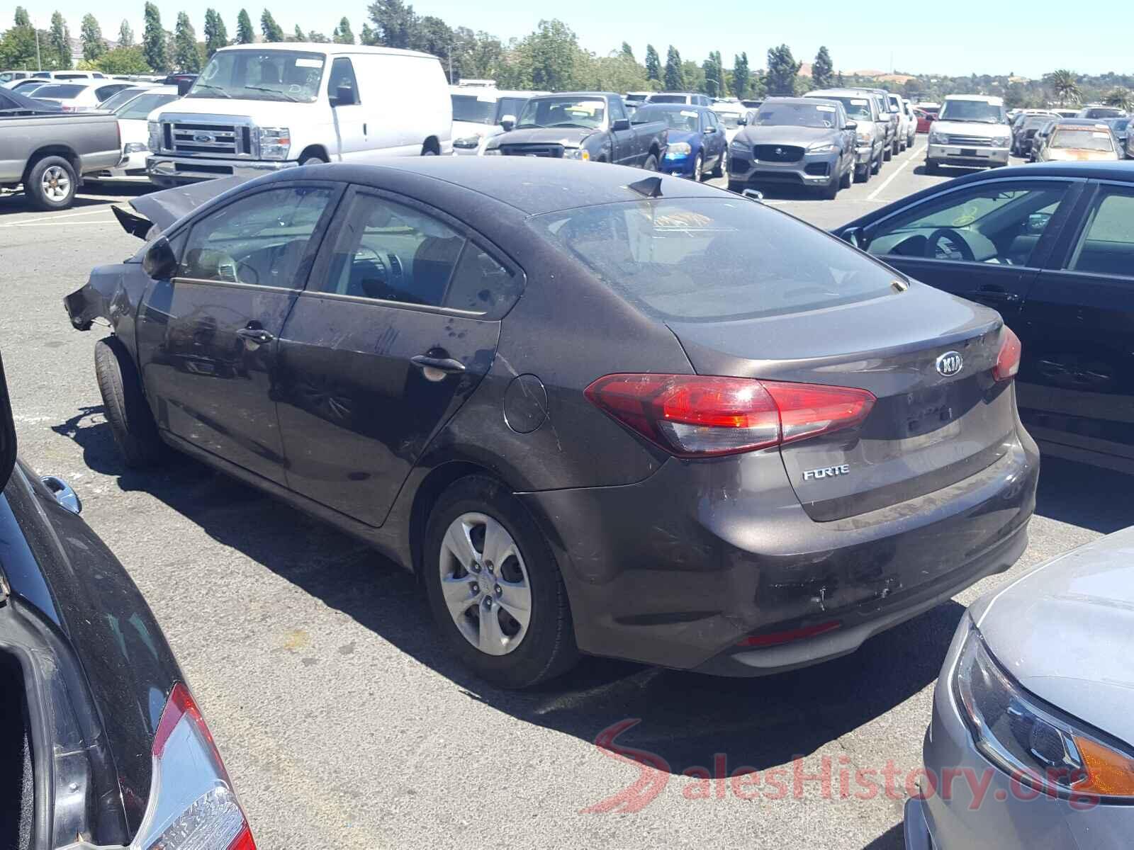 3KPFK4A72HE015819 2017 KIA FORTE