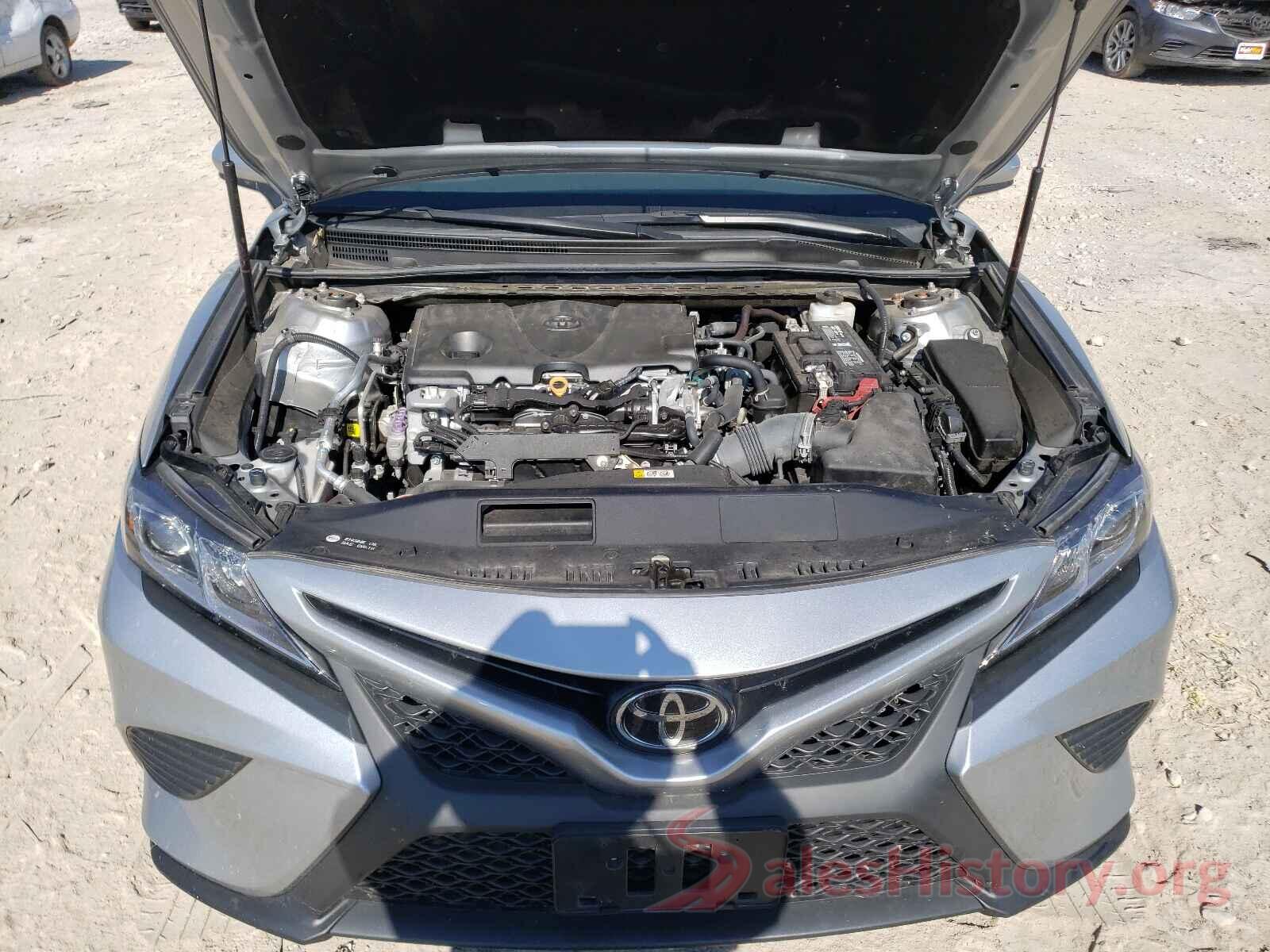 4T1B11HK4JU617148 2018 TOYOTA CAMRY