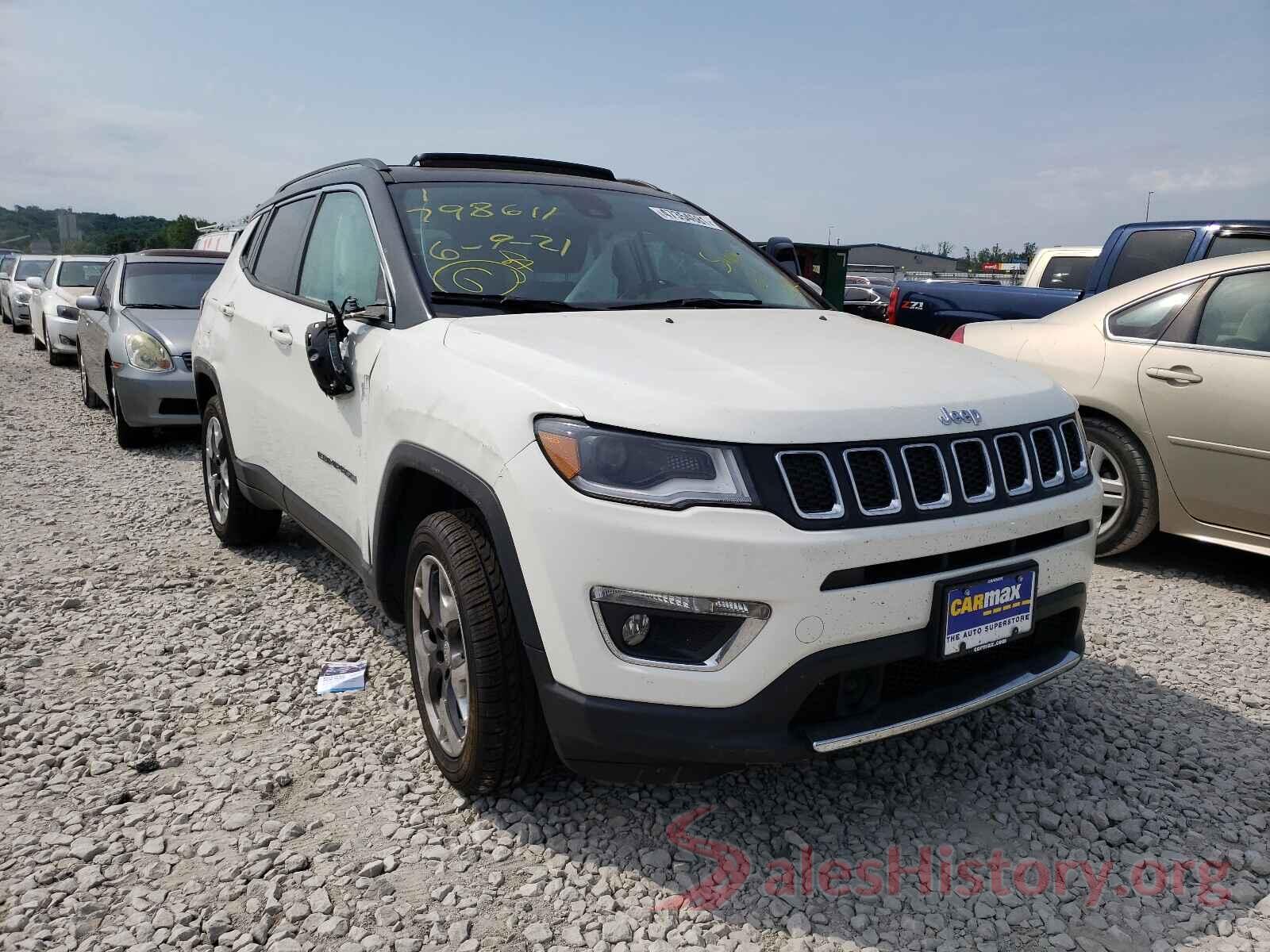 3C4NJDCB8JT212608 2018 JEEP COMPASS