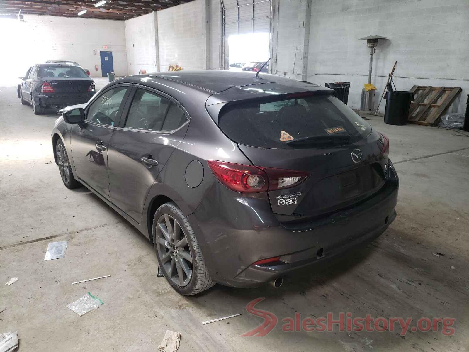 3MZBN1L36JM265538 2018 MAZDA 3