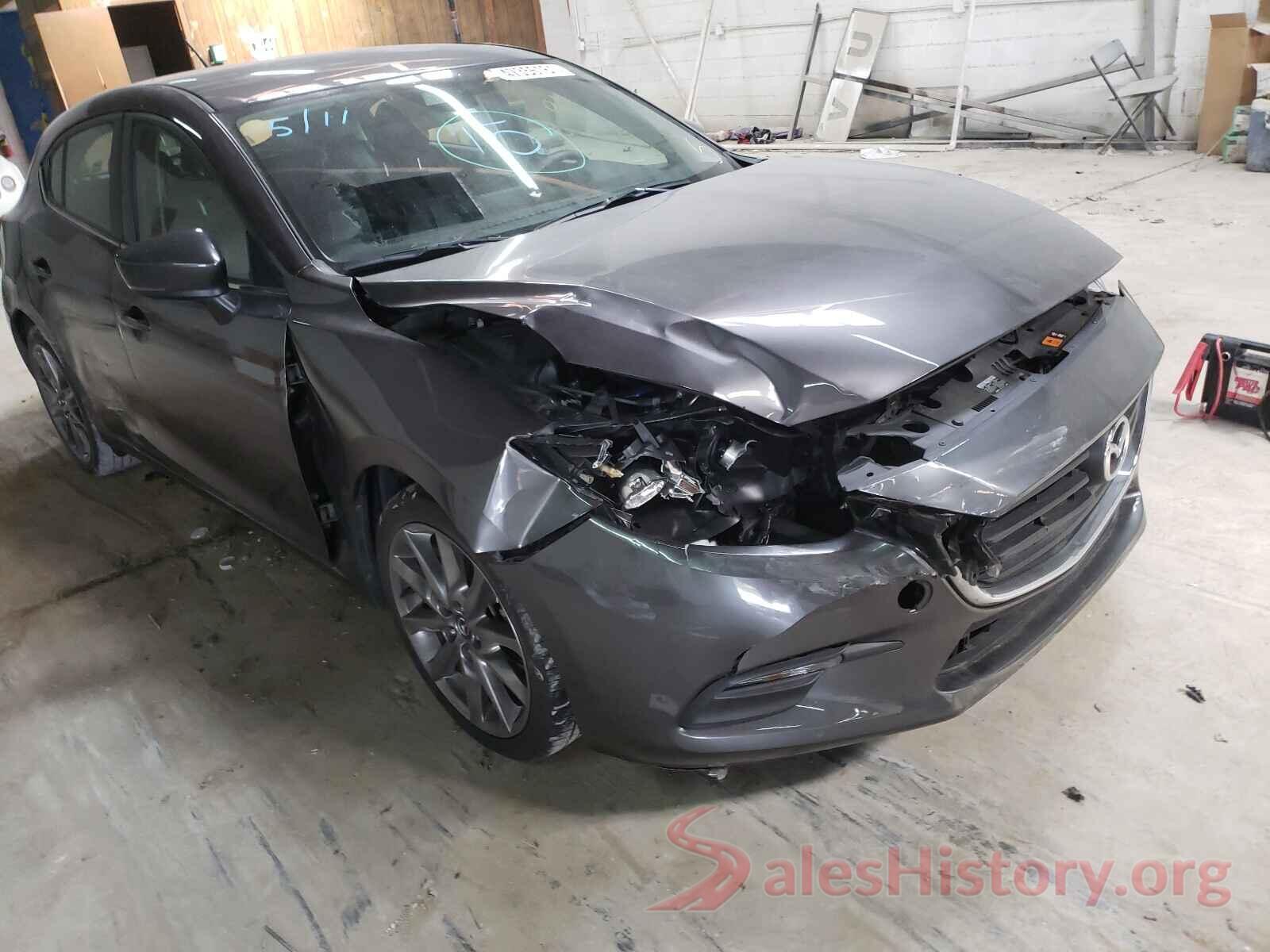 3MZBN1L36JM265538 2018 MAZDA 3