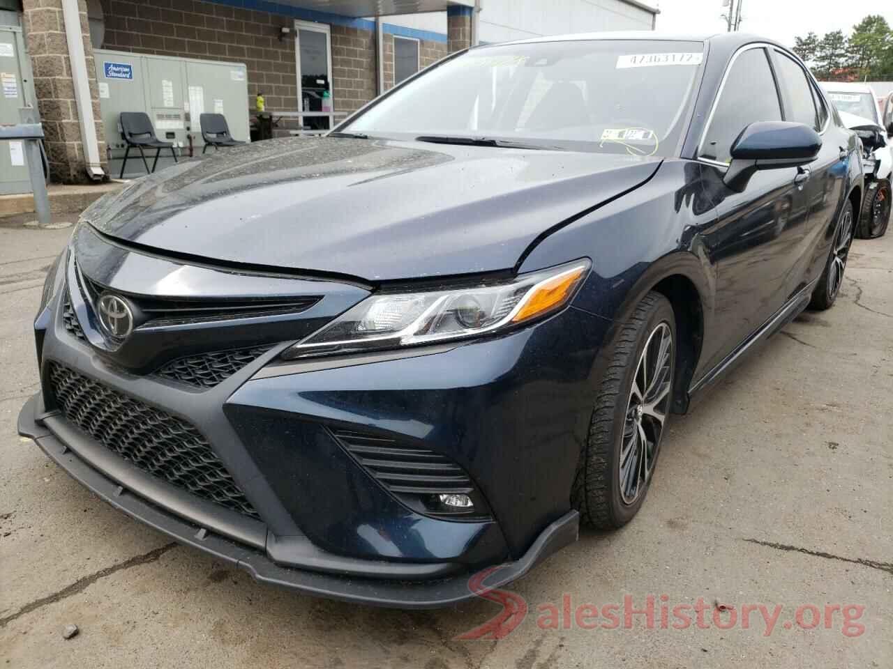 4T1B11HK9JU545623 2018 TOYOTA CAMRY