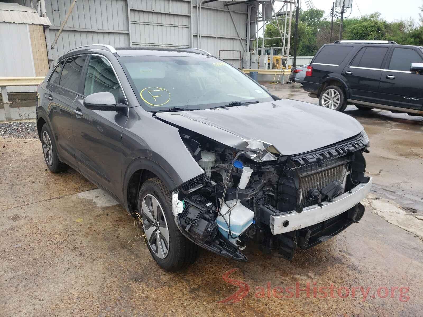 KNDCB3LC2J5170167 2018 KIA NIRO