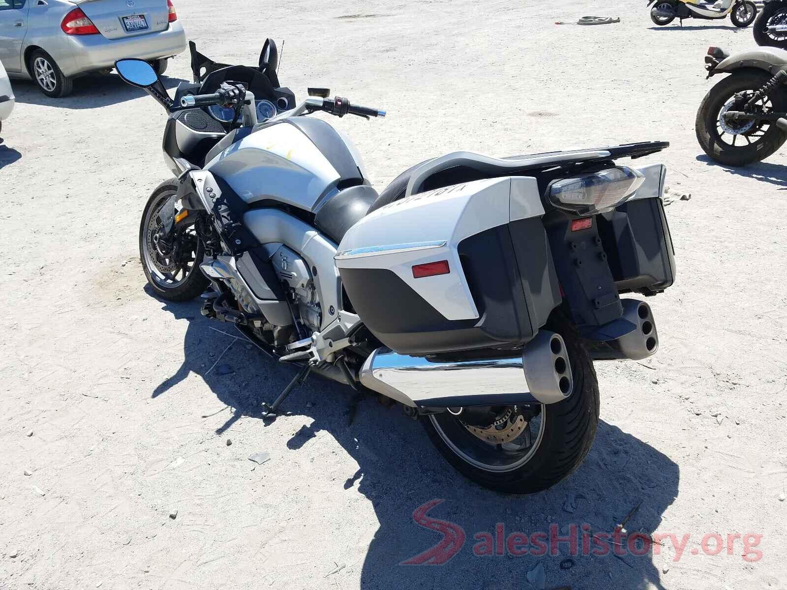 WB1061208FZZ25581 2015 BMW MOTORCYCLE