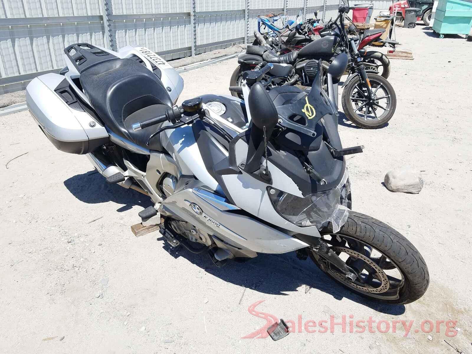 WB1061208FZZ25581 2015 BMW MOTORCYCLE