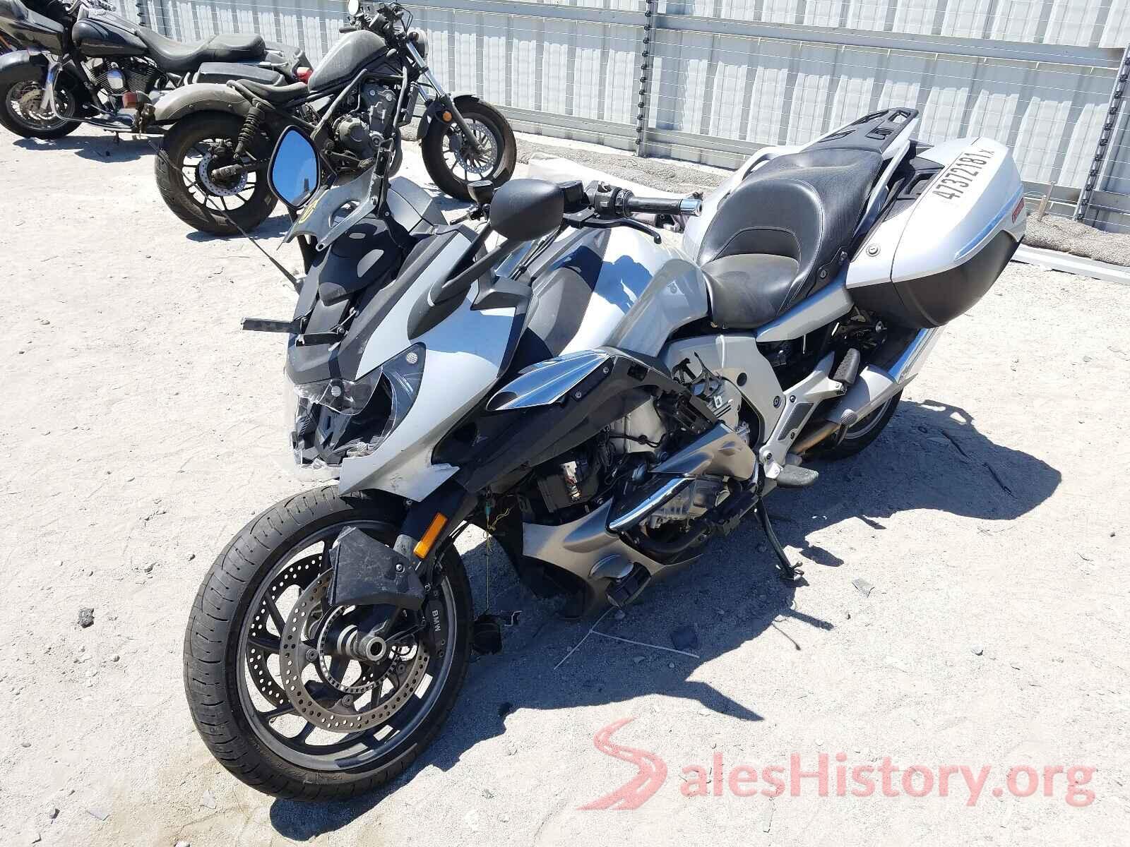 WB1061208FZZ25581 2015 BMW MOTORCYCLE