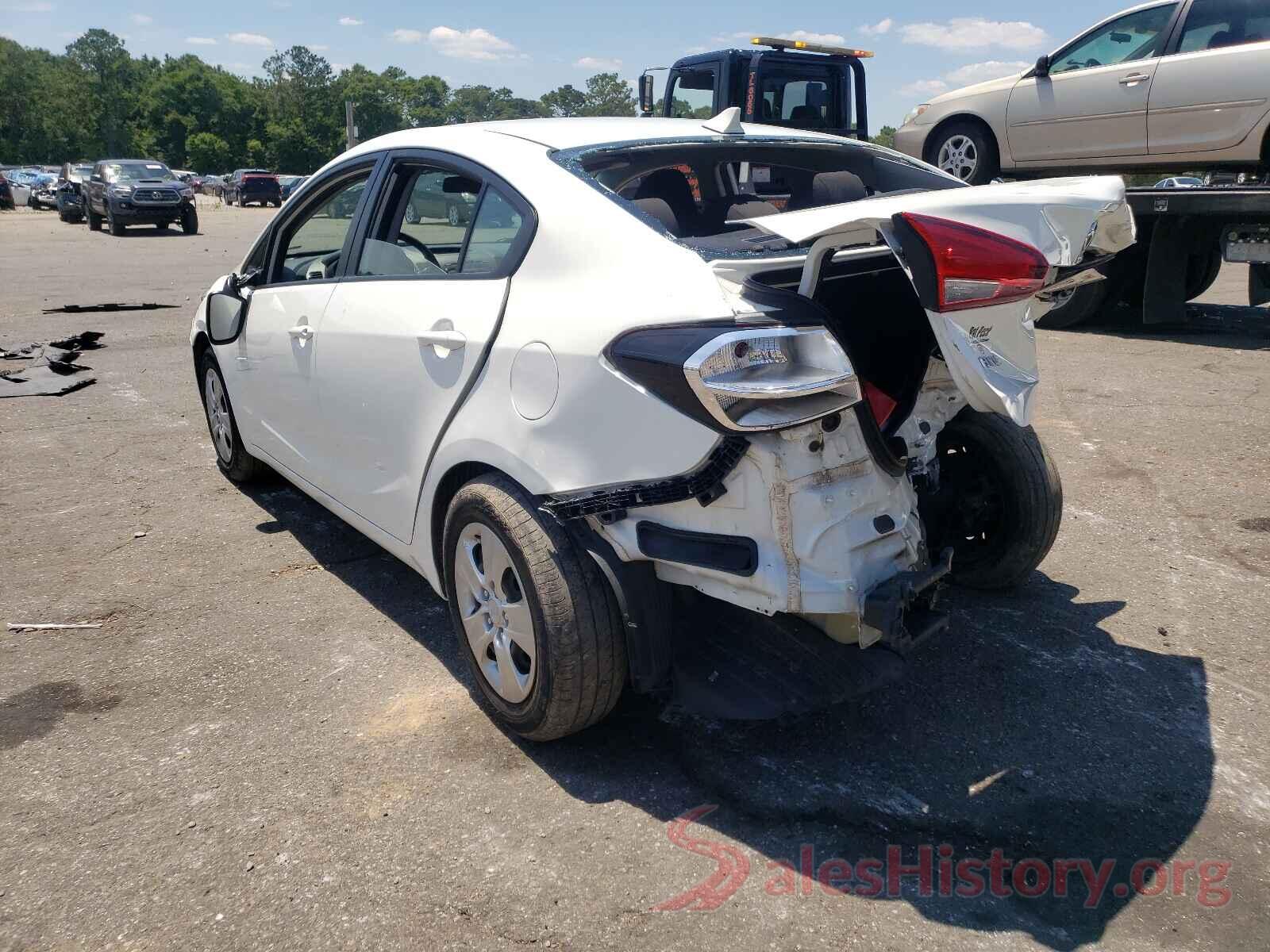 3KPFK4A79HE120390 2017 KIA FORTE