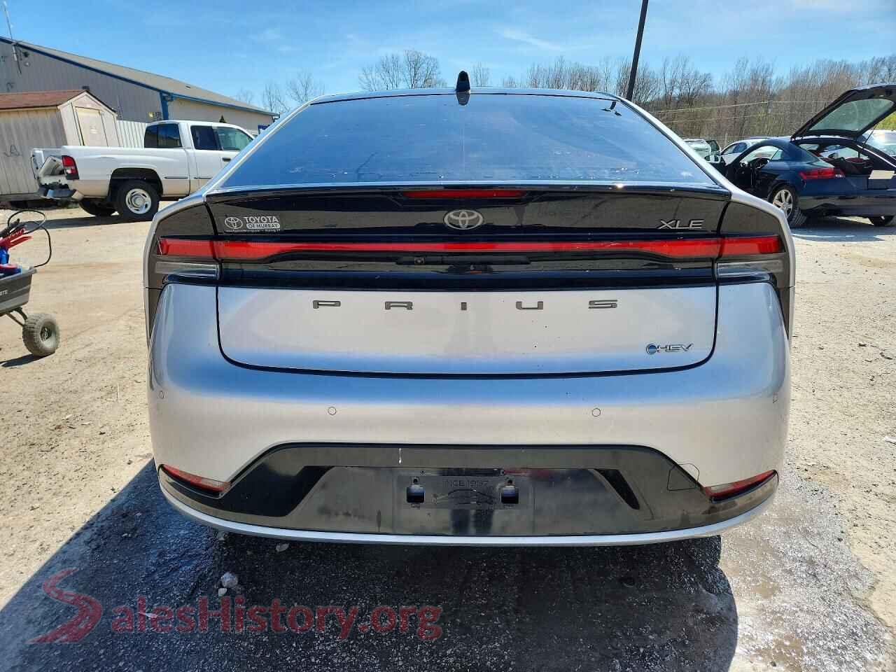 2024 TOYOTA PRIUS VIN JTDADABU3R3014727, left side view