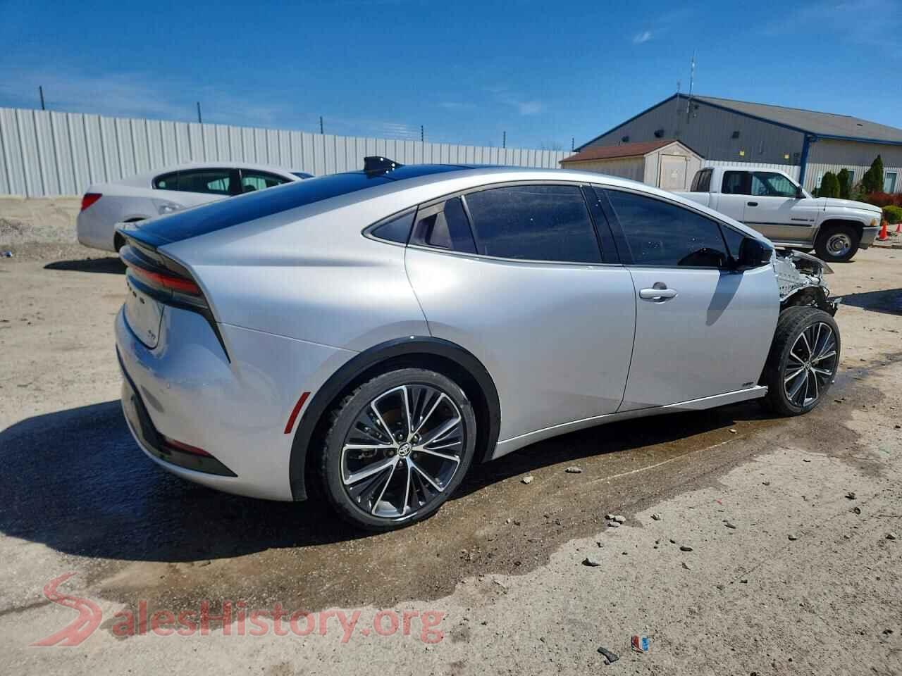 2024 TOYOTA PRIUS VIN JTDADABU3R3014727, right side view