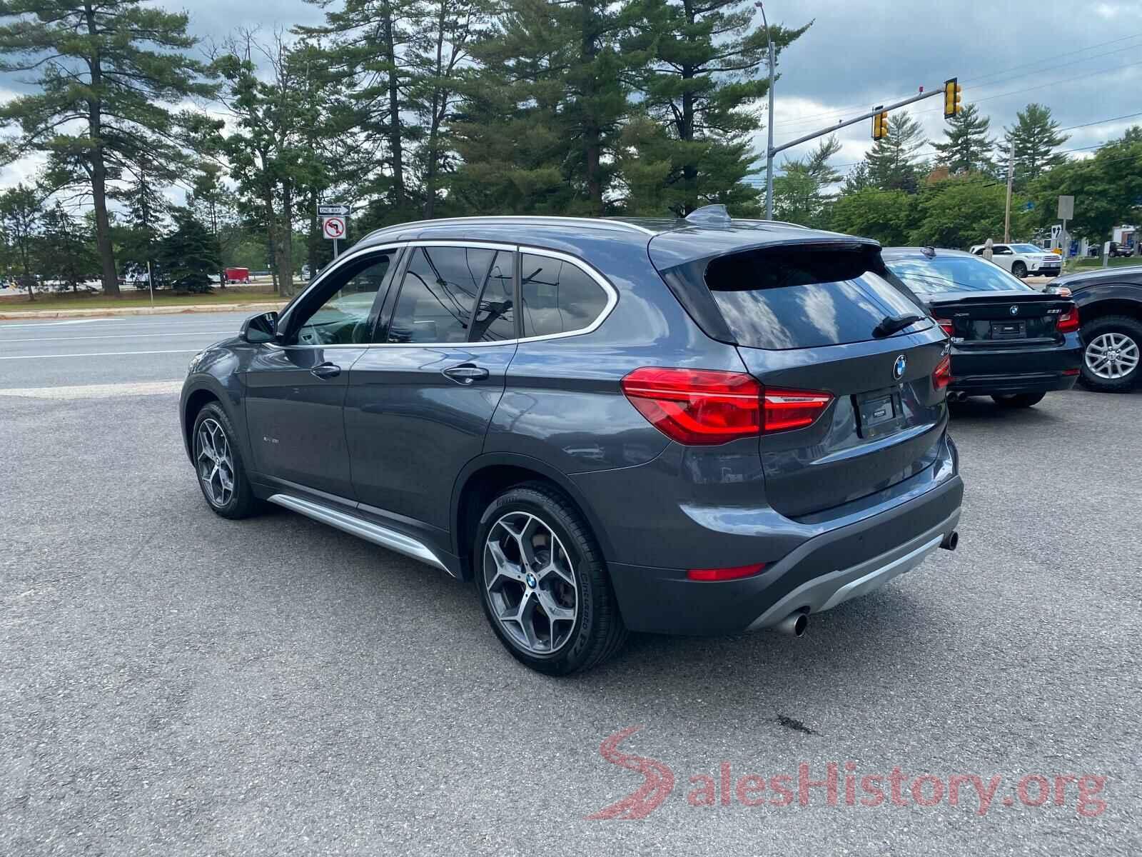 WBXHT3C32H5F72130 2017 BMW X1