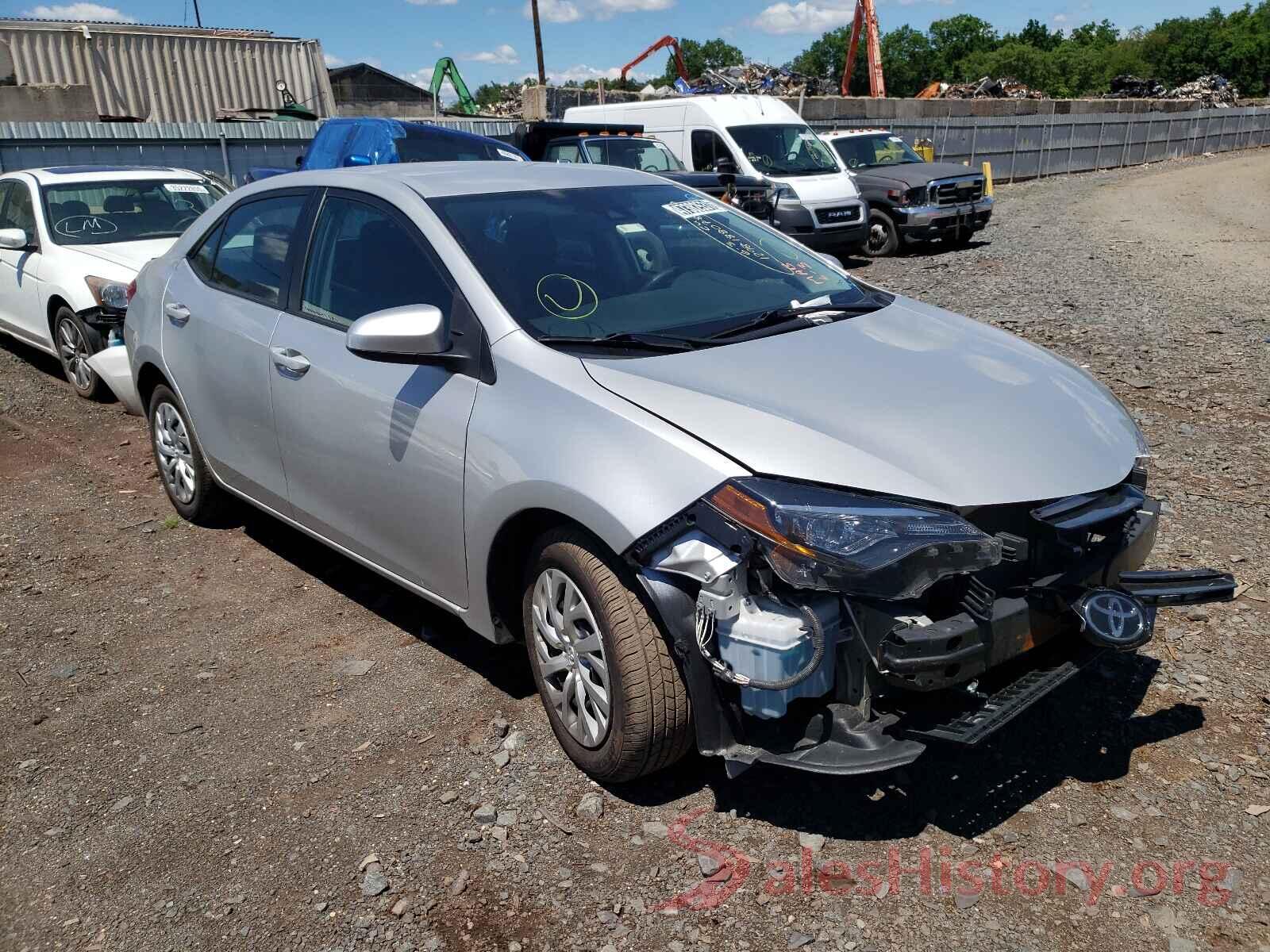 5YFBURHE3JP827032 2018 TOYOTA COROLLA