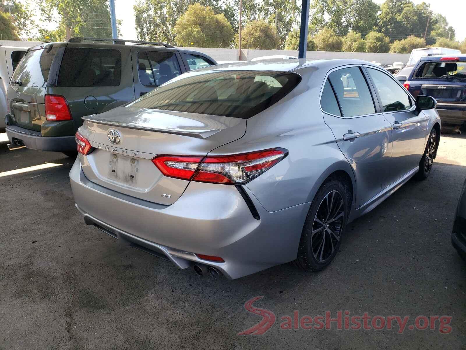 JTNB11HK0J3043850 2018 TOYOTA CAMRY