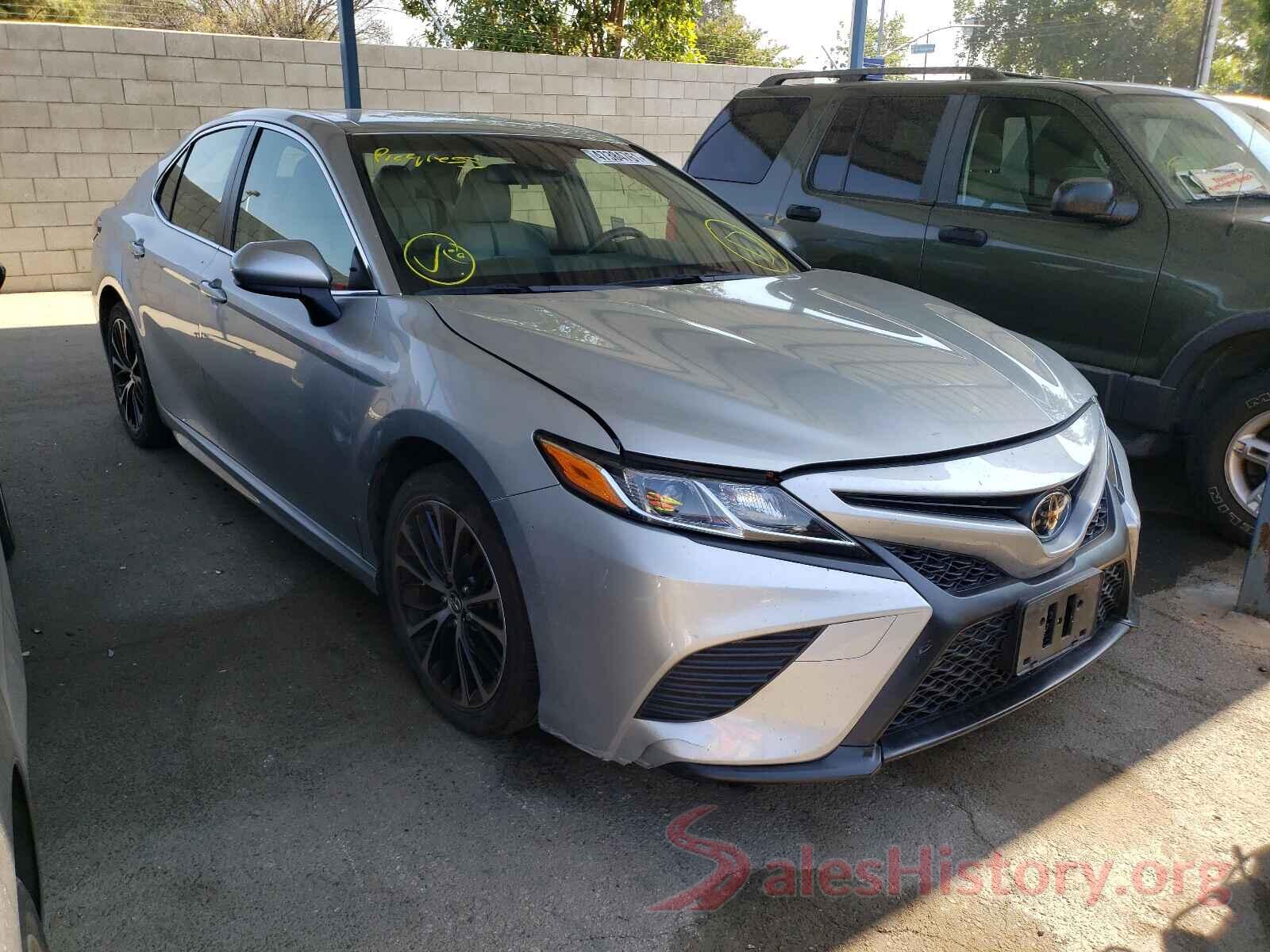 JTNB11HK0J3043850 2018 TOYOTA CAMRY