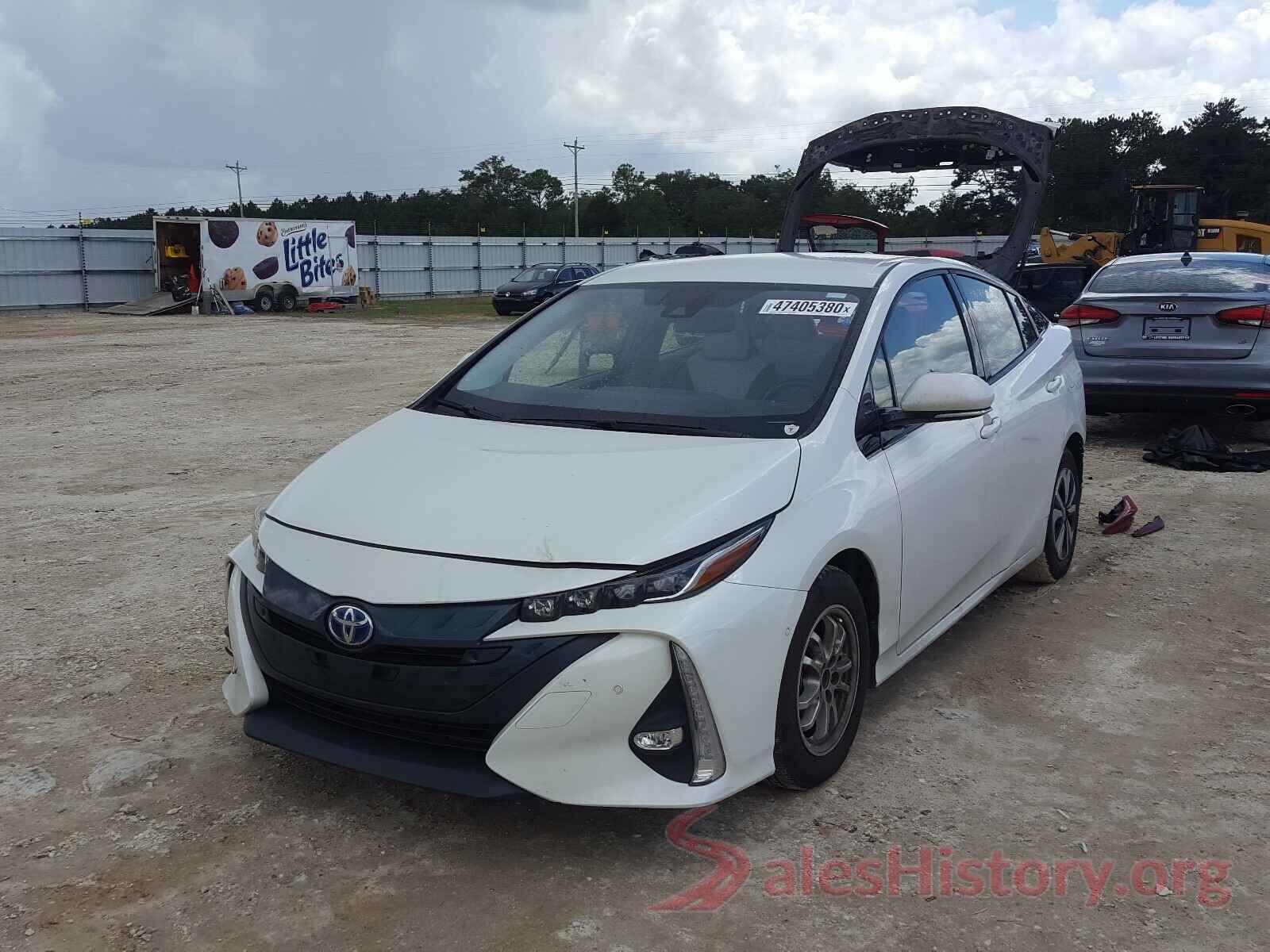 JTDKARFP5J3072147 2018 TOYOTA PRIUS