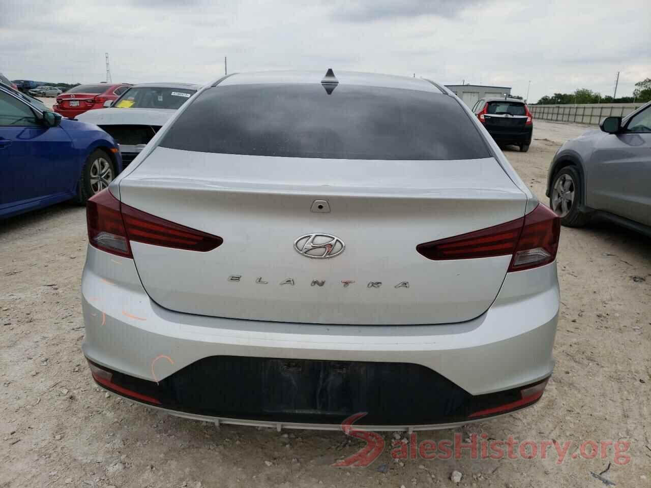 5NPD84LF2KH470800 2019 HYUNDAI ELANTRA