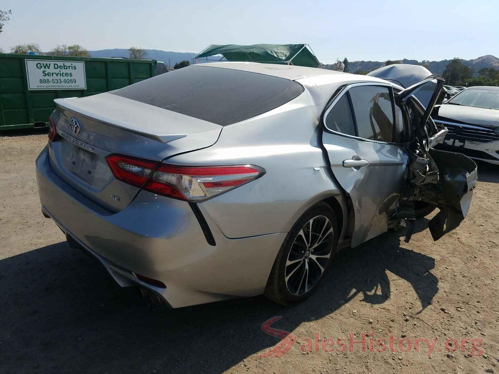 4T1B11HK6JU618284 2018 TOYOTA CAMRY