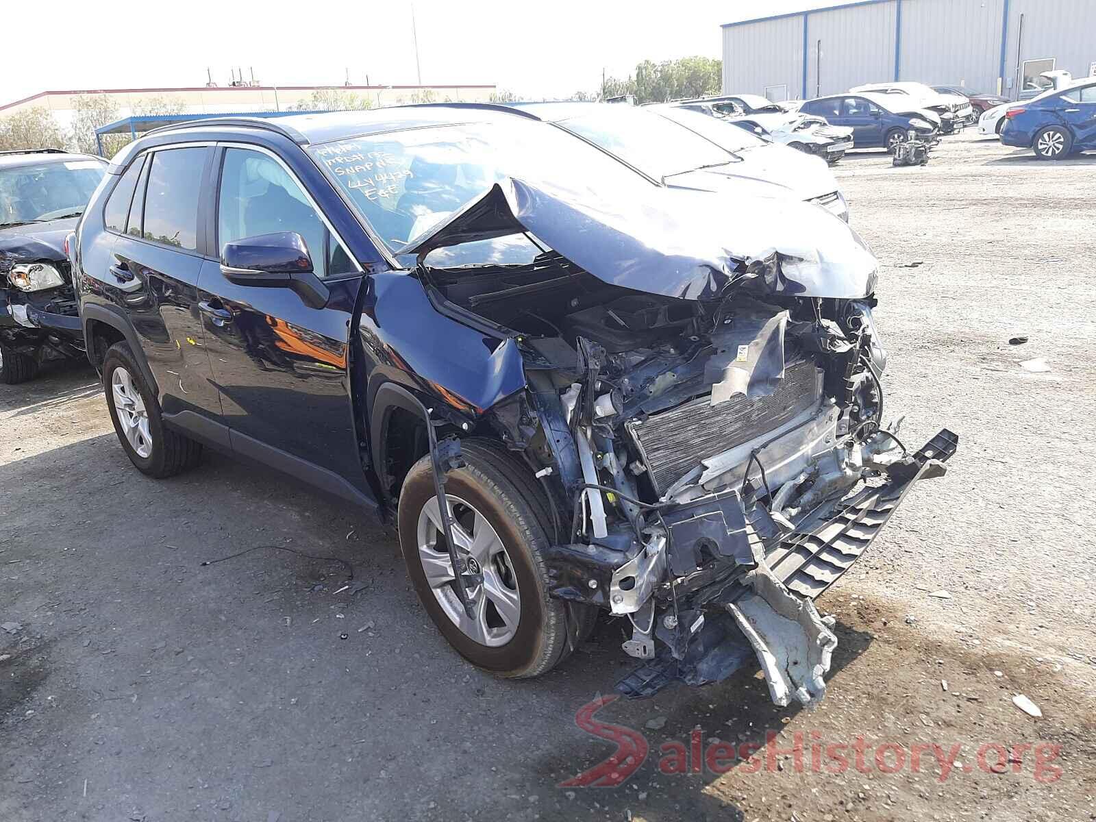 2T3W1RFV9LW066061 2020 TOYOTA RAV4