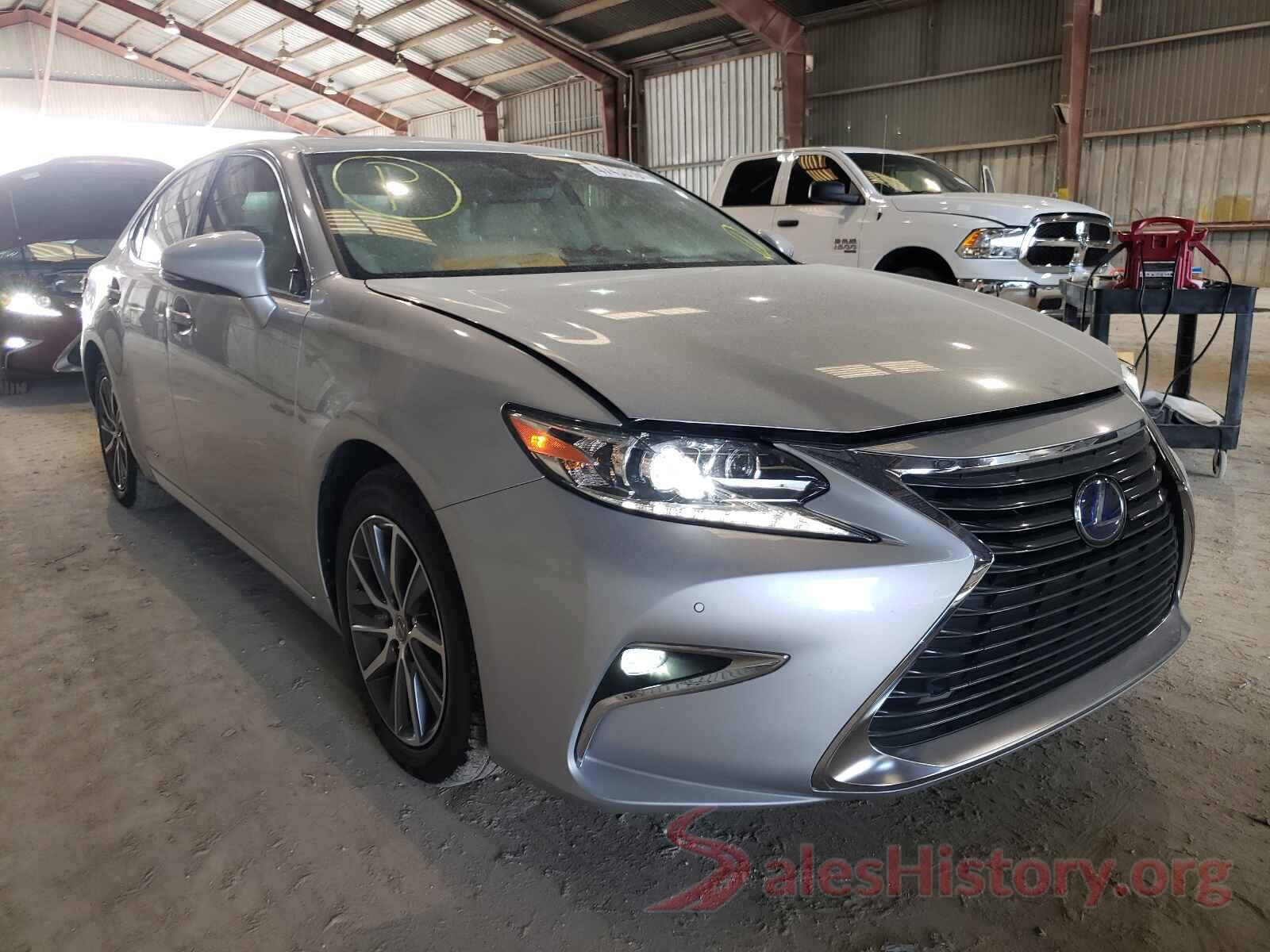 JTHBW1GG8J2193826 2018 LEXUS ES300