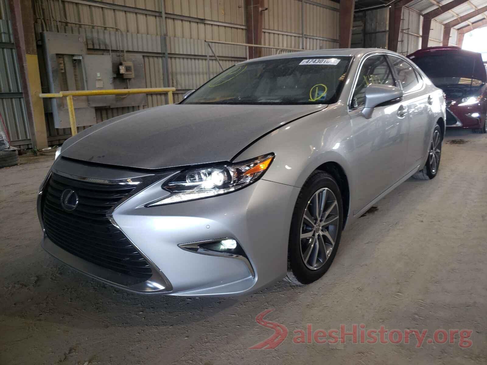 JTHBW1GG8J2193826 2018 LEXUS ES300