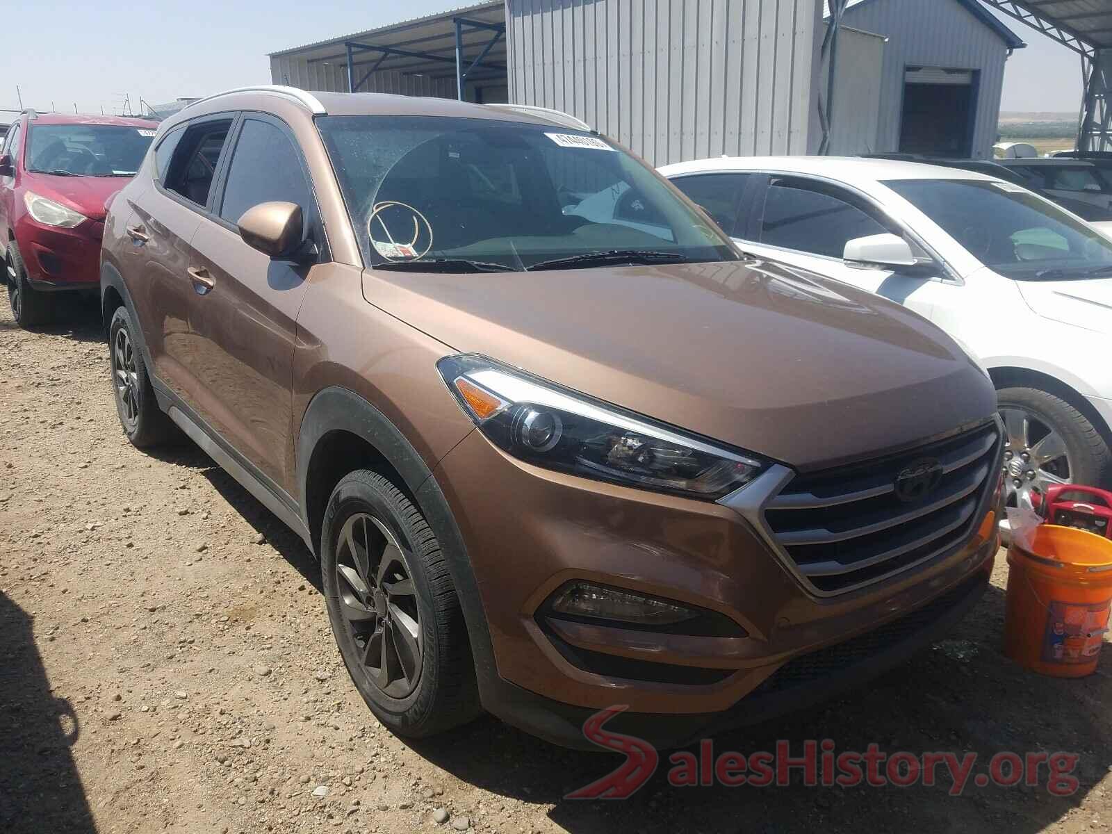 KM8J3CA45HU316136 2017 HYUNDAI TUCSON