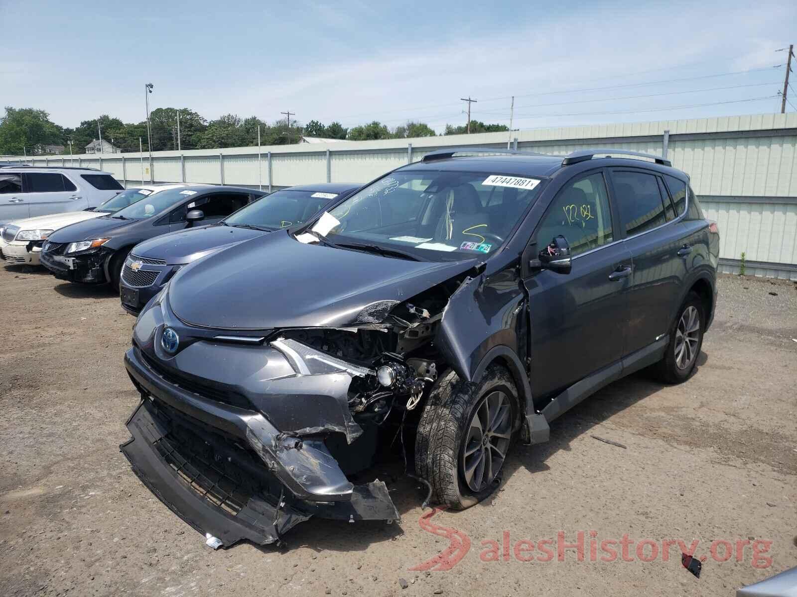 JTMRJREV1JD157673 2018 TOYOTA RAV4