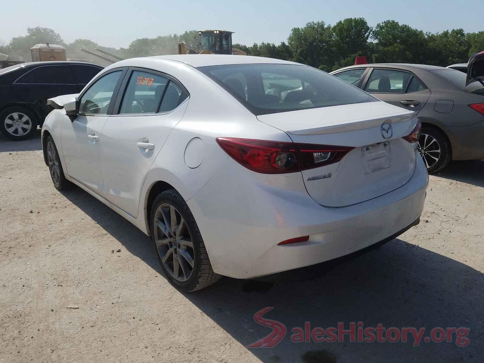 3MZBN1V38JM215849 2018 MAZDA 3