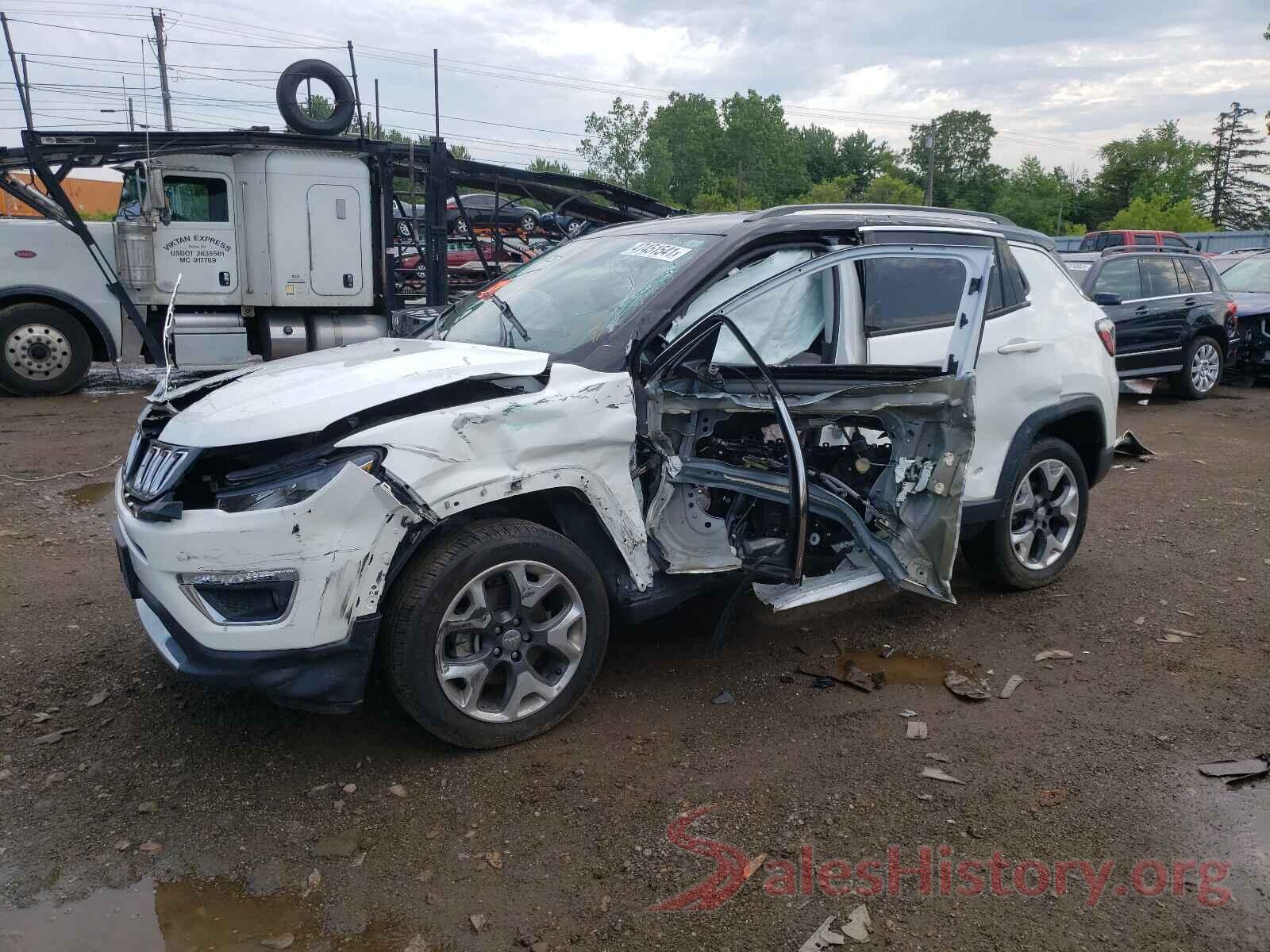 3C4NJDCB0JT404220 2018 JEEP COMPASS