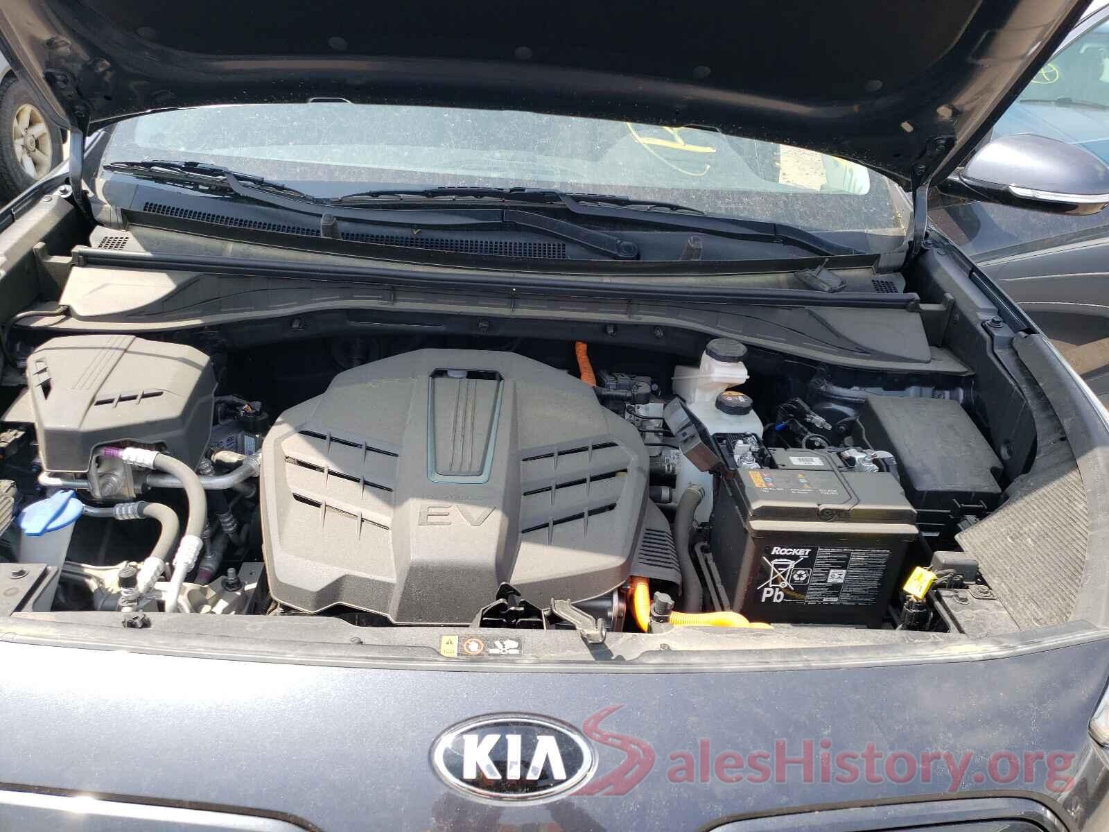 KNDCC3LG0K5024268 2019 KIA NIRO