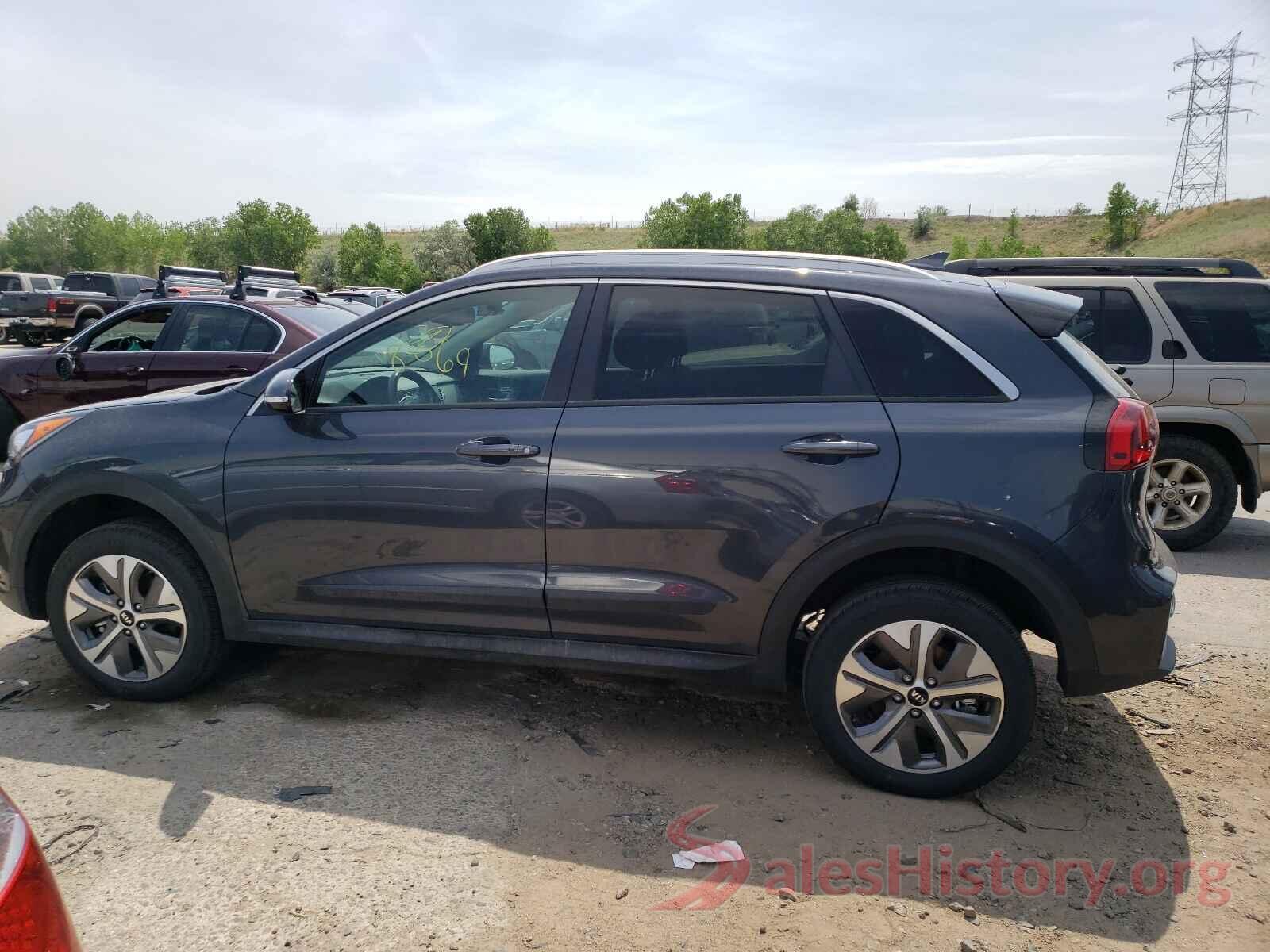 KNDCC3LG0K5024268 2019 KIA NIRO